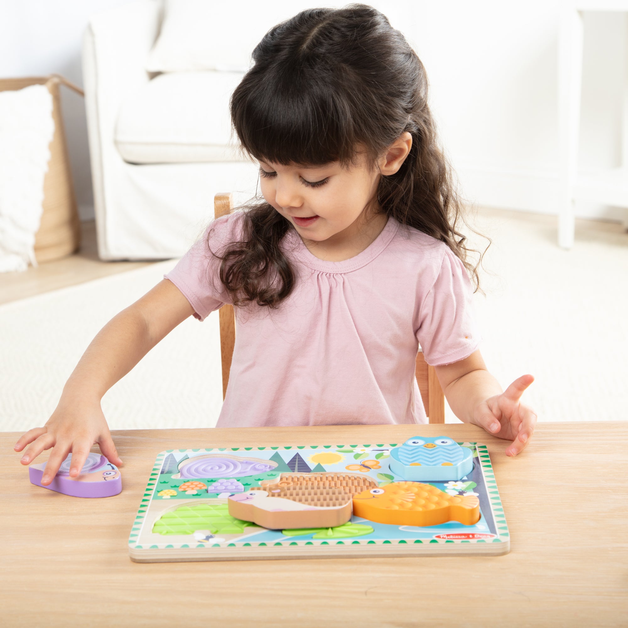 Melissa & Doug Forest Friends Touch & Feel Puzzle - Image 6