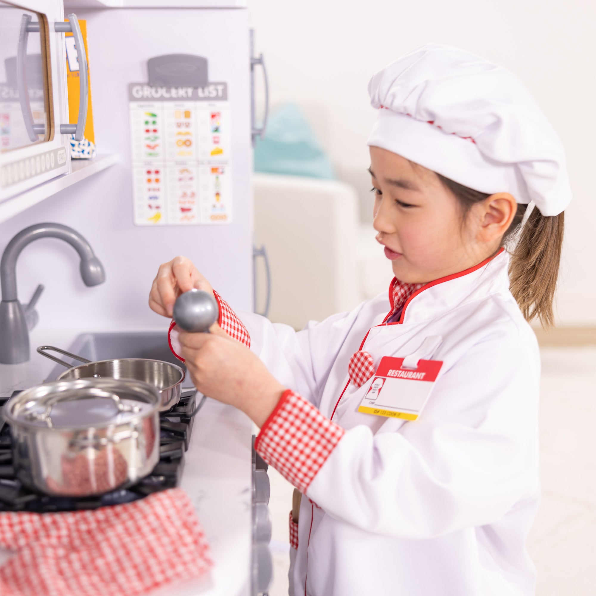 Melissa & Doug Chef Costume Role Play Set - Image 5