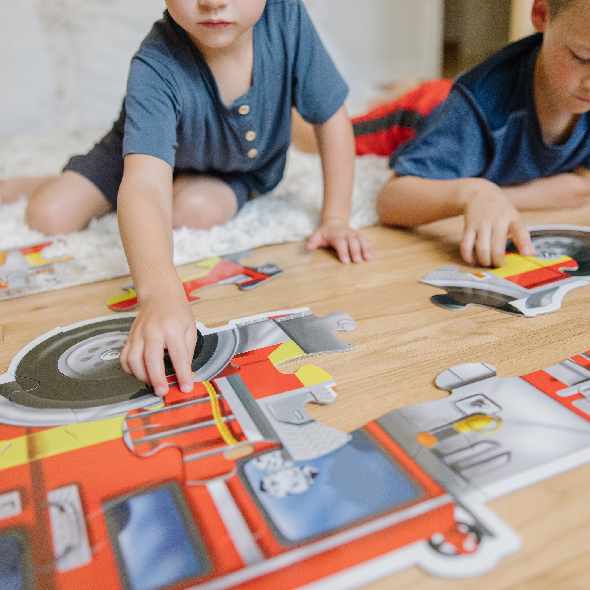 Melissa & Doug Giant Fire Truck Floor Puzzle - 24 Pieces - Image 5
