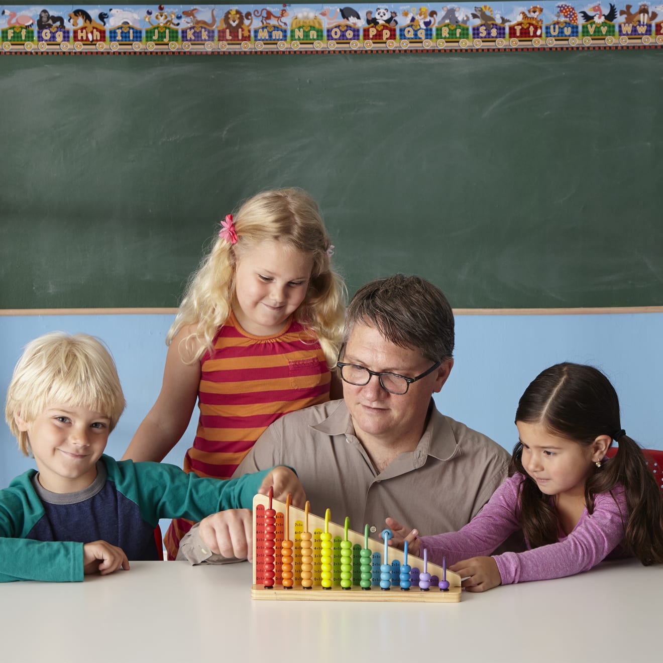 Melissa & Doug Add & Subtract Abacus - Image 5