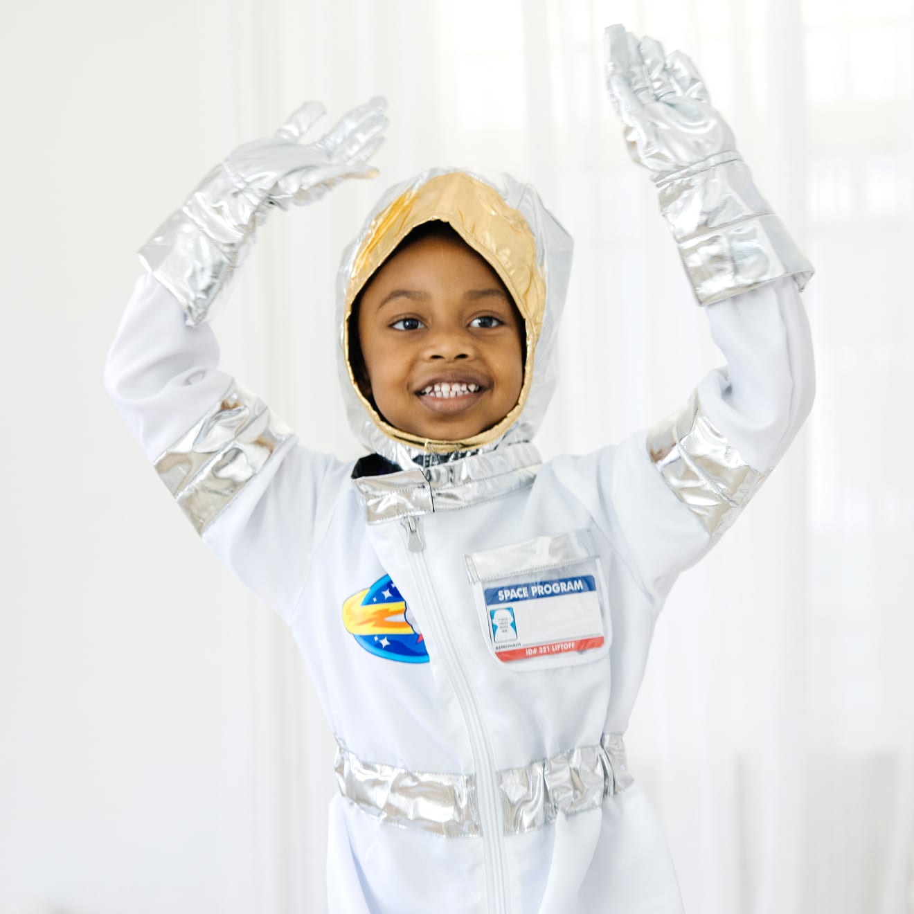 Melissa & Doug Astronaut Role Play Costume Set - Image 8