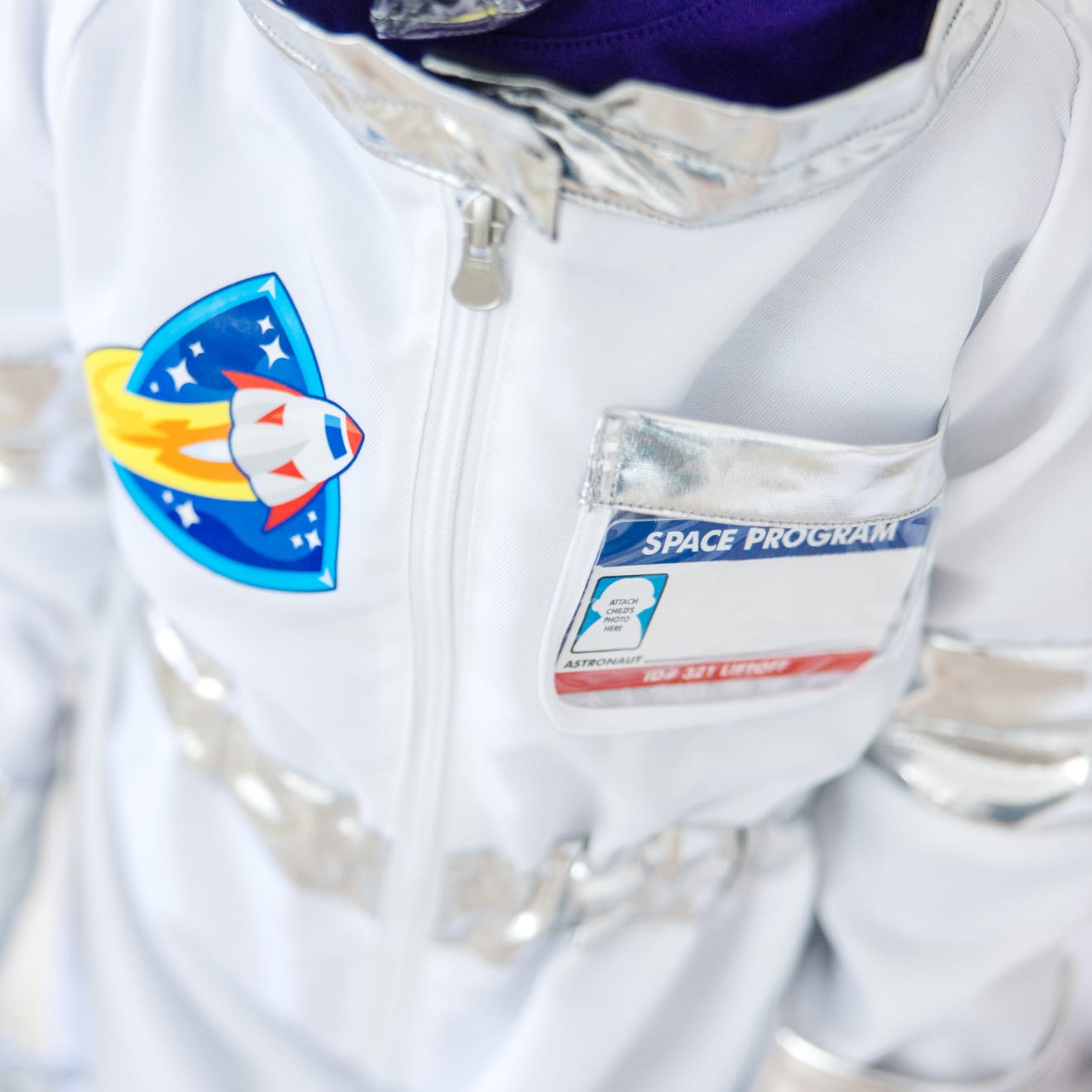 Melissa & Doug Astronaut Role Play Costume Set - Image 6