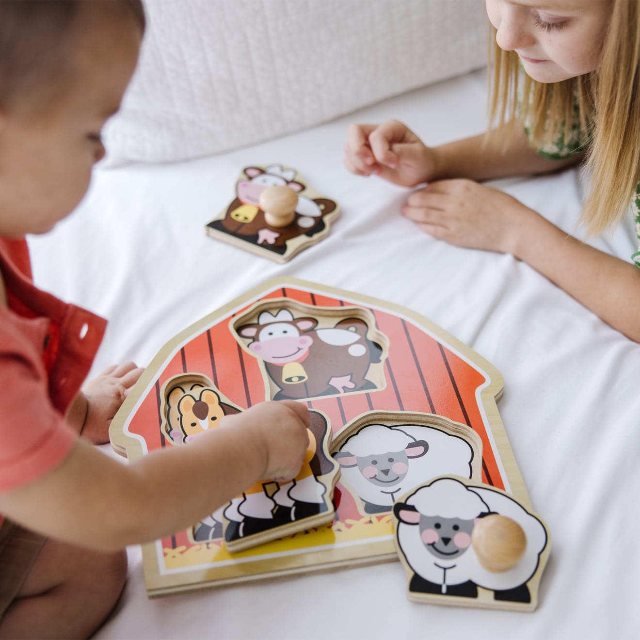 Melissa & Doug Barnyard Animals Jumbo Knob Puzzle - 3 Pieces - Image 6