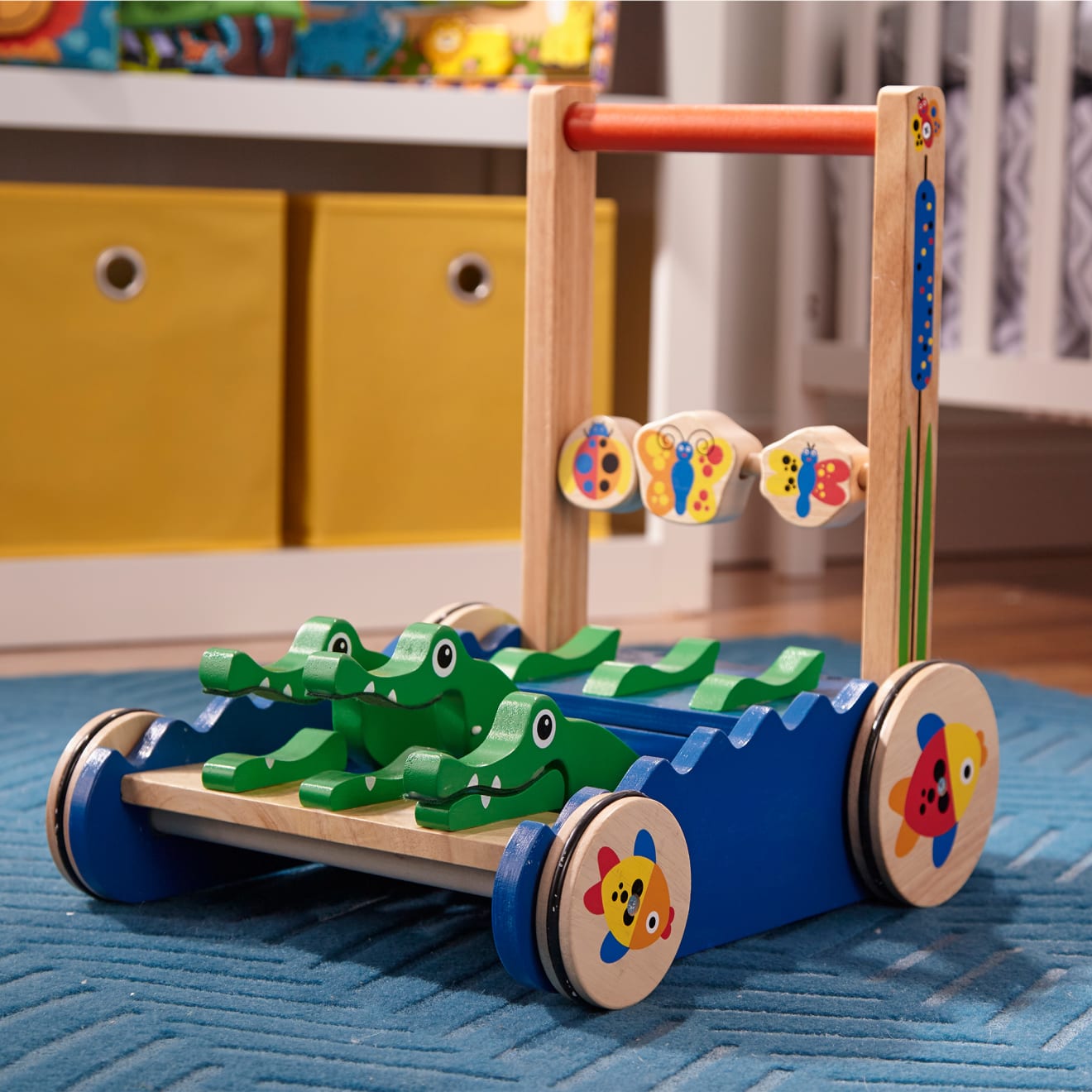 Melissa & Doug Chomp & Clack Alligator Push Toy - Image 4