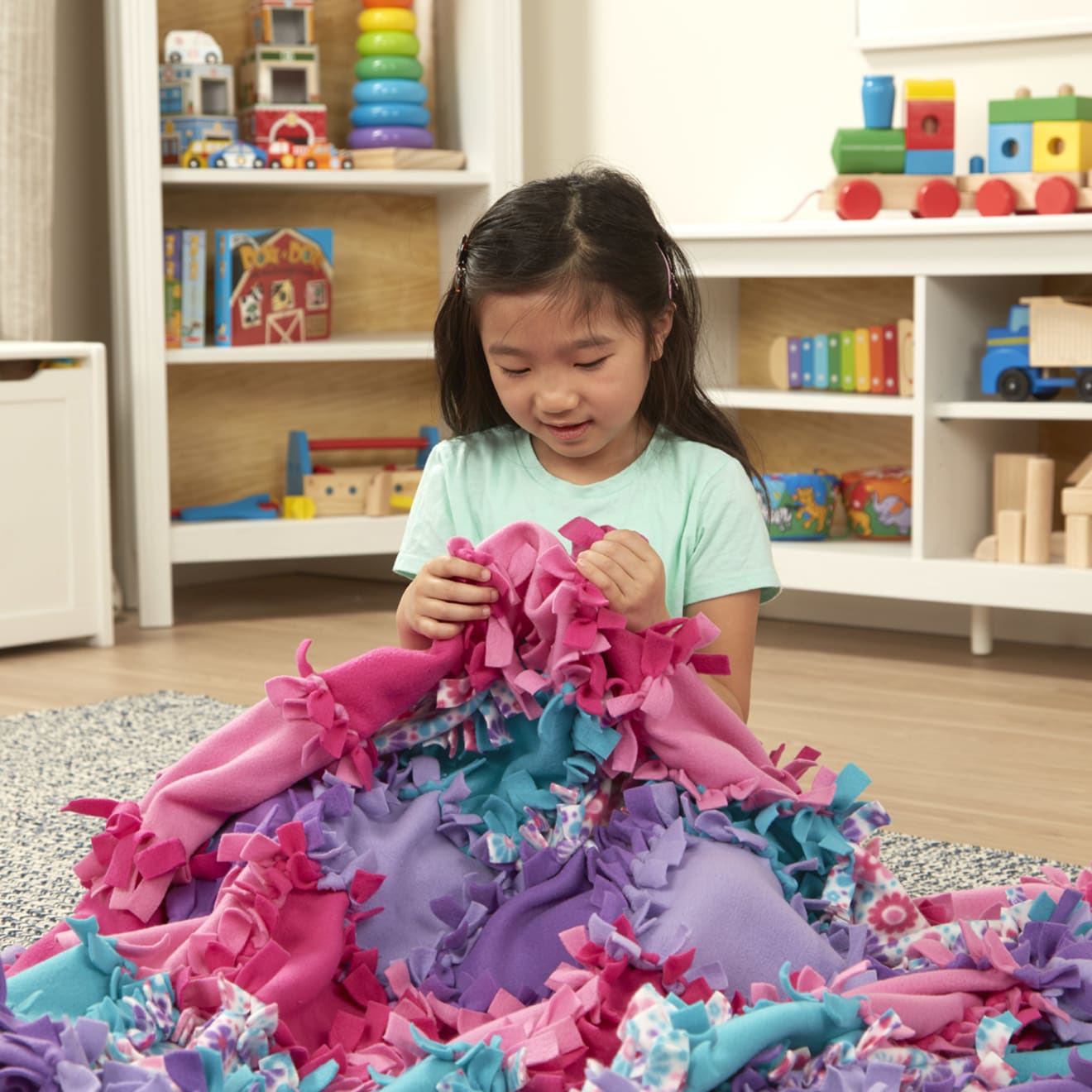 Melissa & Doug Created by Me! Flower Fleece Quilt - Image 9