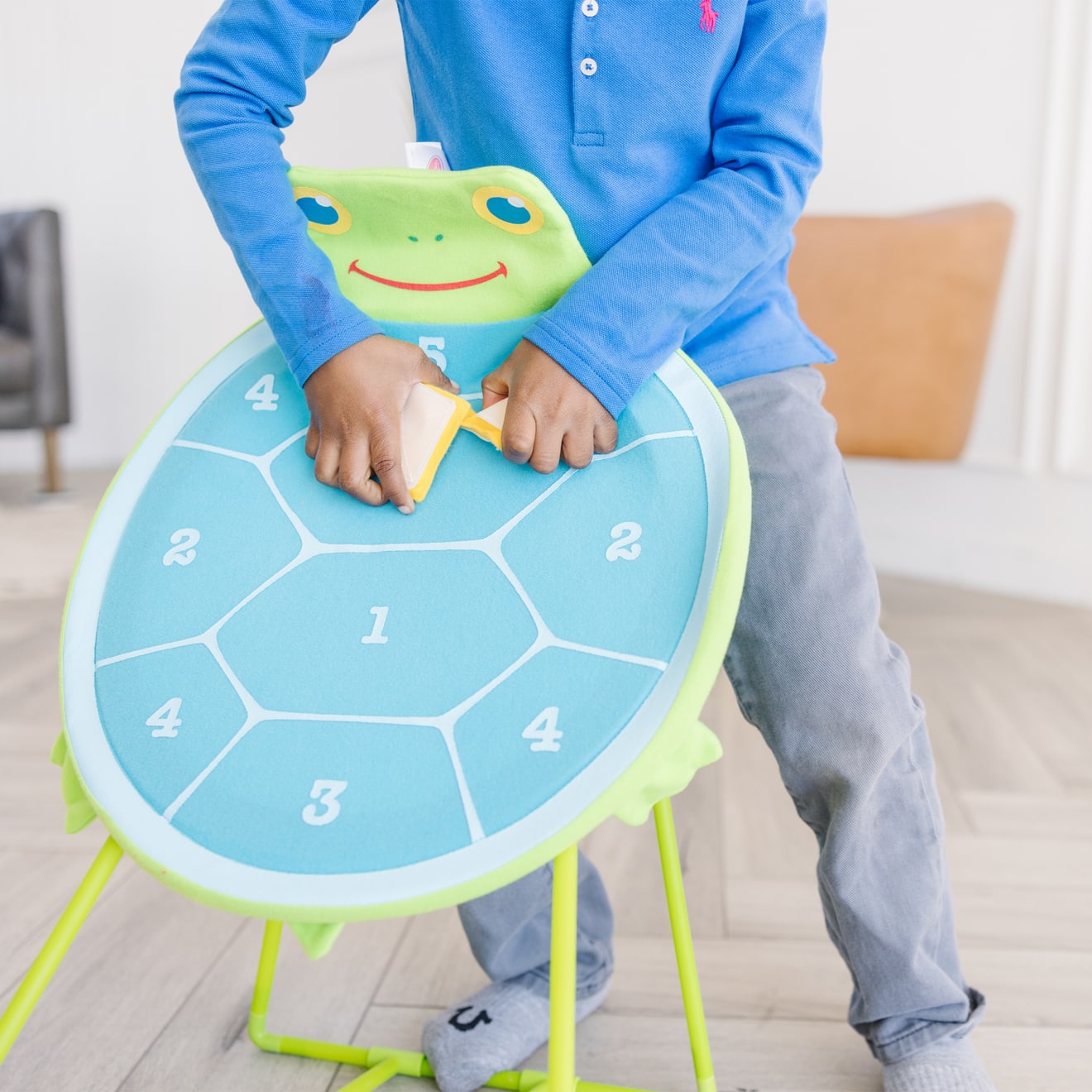 Melissa & Doug Dilly Dally Target Game - Image 5