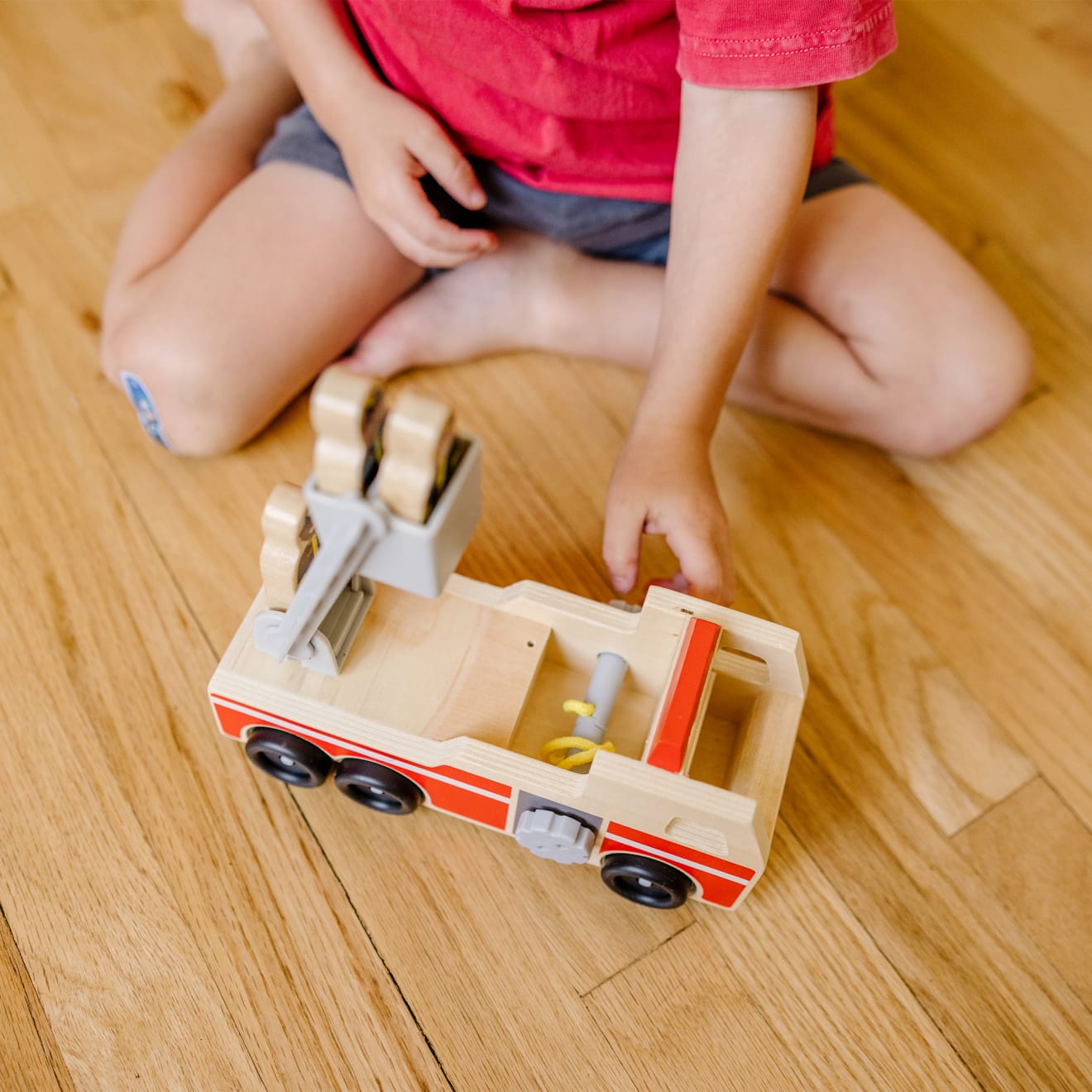 Melissa & Doug Classic Wooden Fire Truck Play Set - Image 8