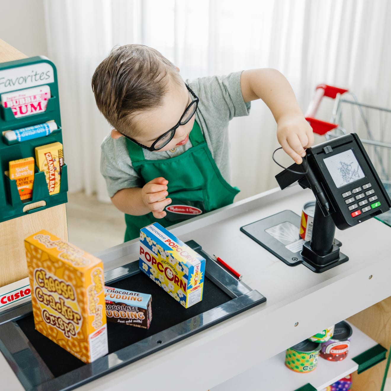 Melissa & Doug Fresh Mart Grocery Store Companion Collection - Image 5