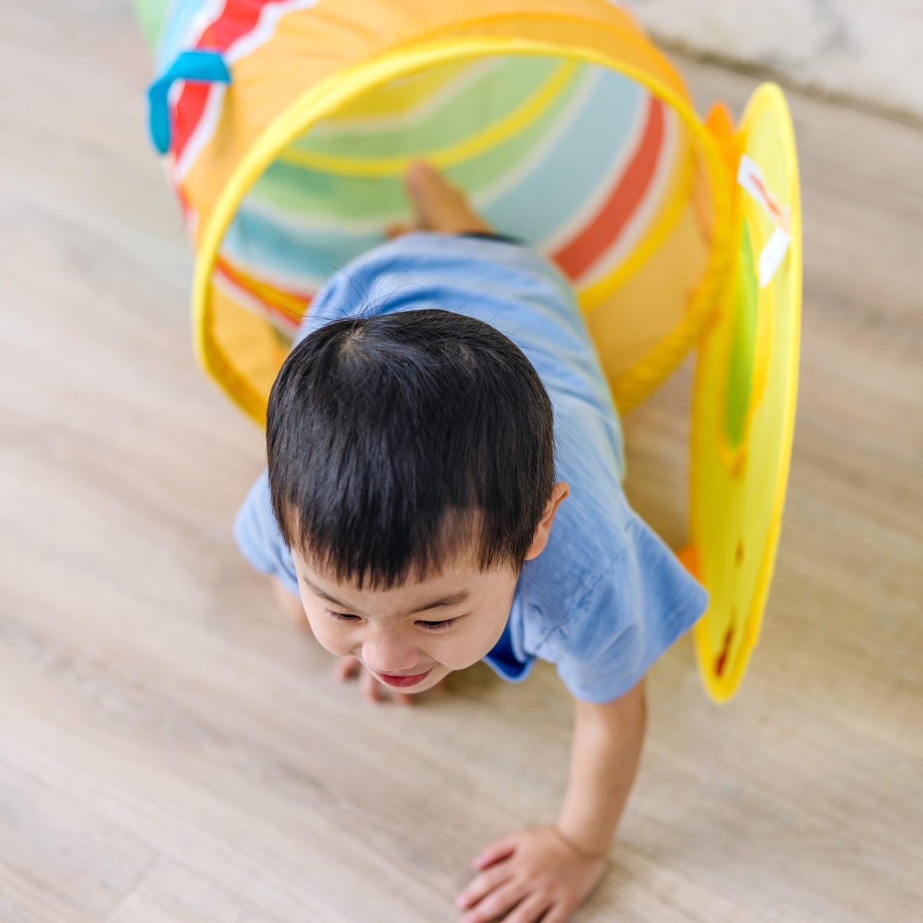 Melissa & Doug Giddy Buggy Tunnel - Image 5