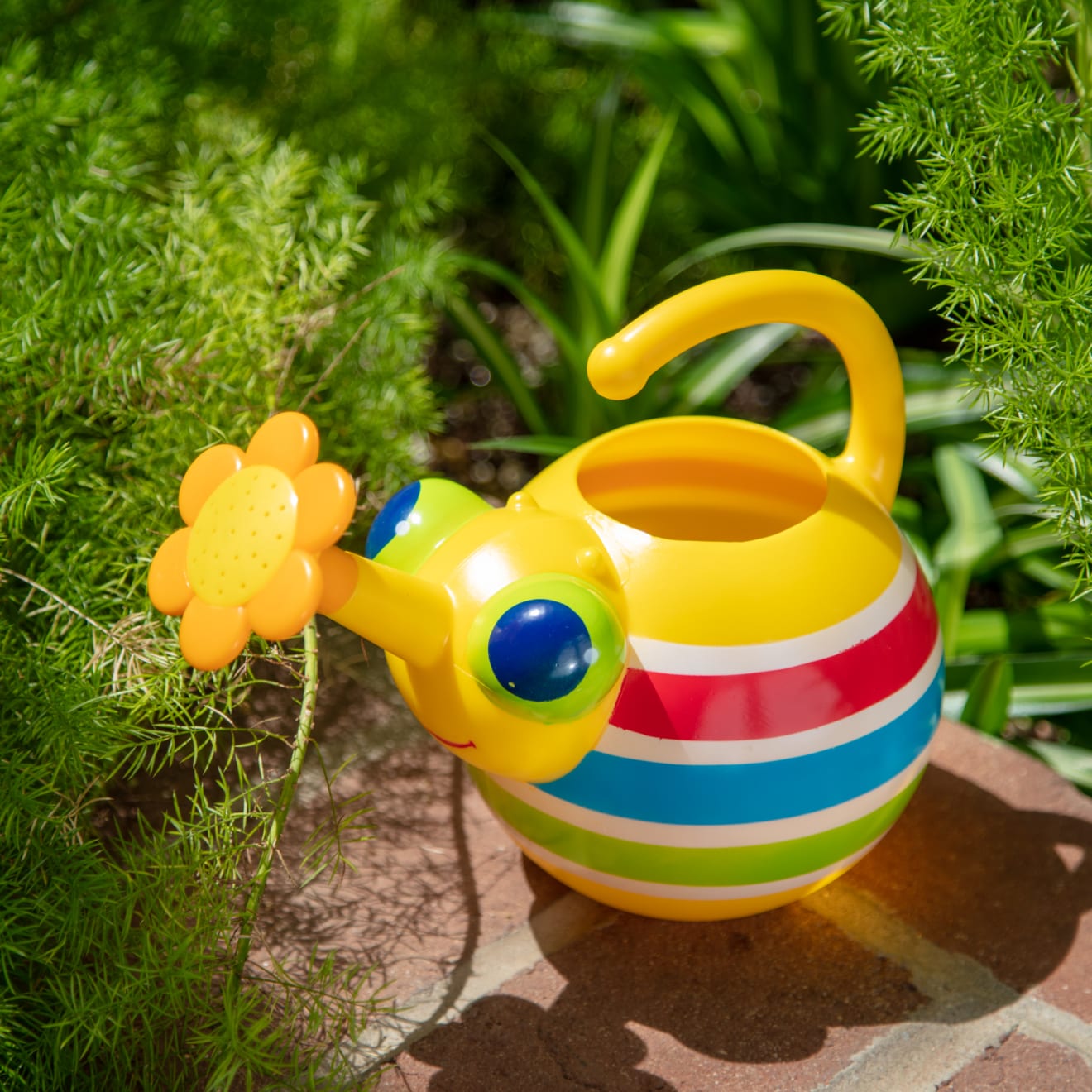 Melissa & Doug Giddy Buggy Watering Can - Image 9
