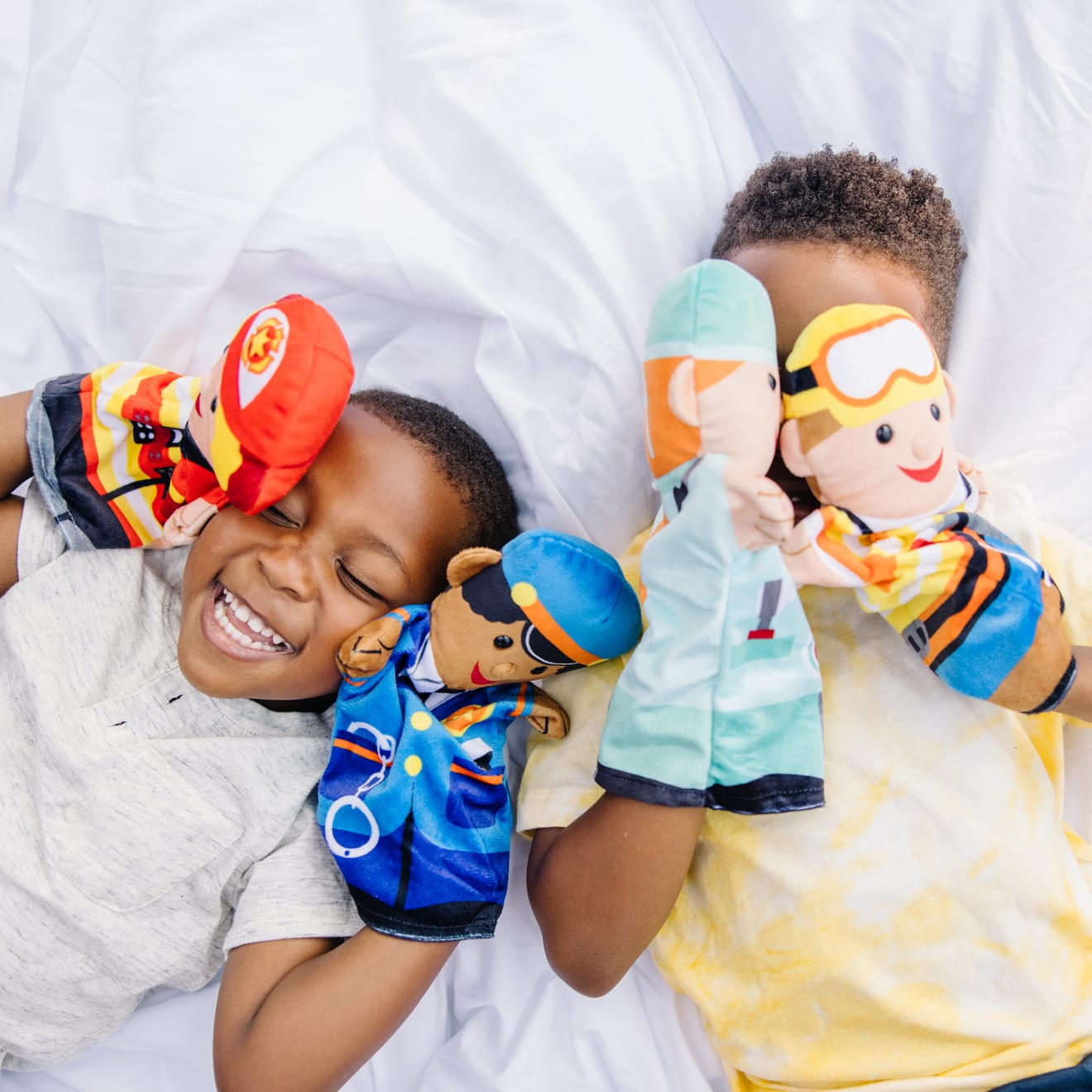 Melissa & Doug Jolly Helpers Hand Puppets - Image 6