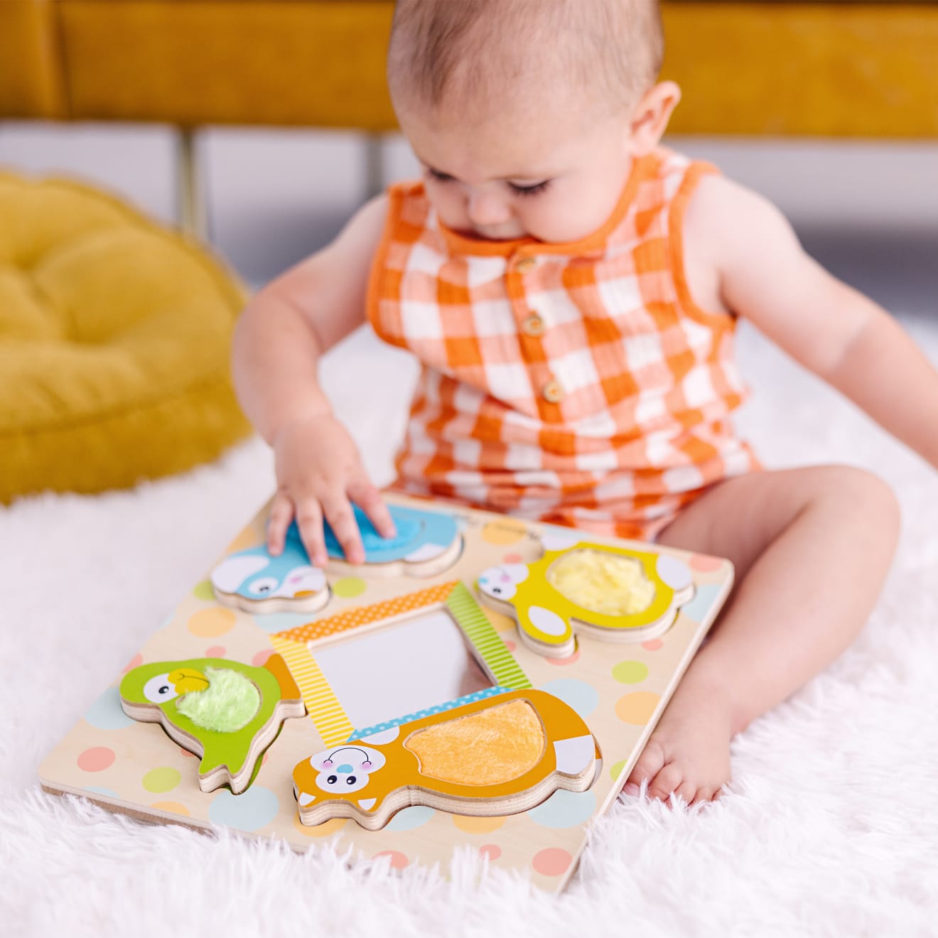Melissa & Doug First Play Wooden Touch and Feel Puzzle Peek-a-Boo Pets With Mirror - Image 8