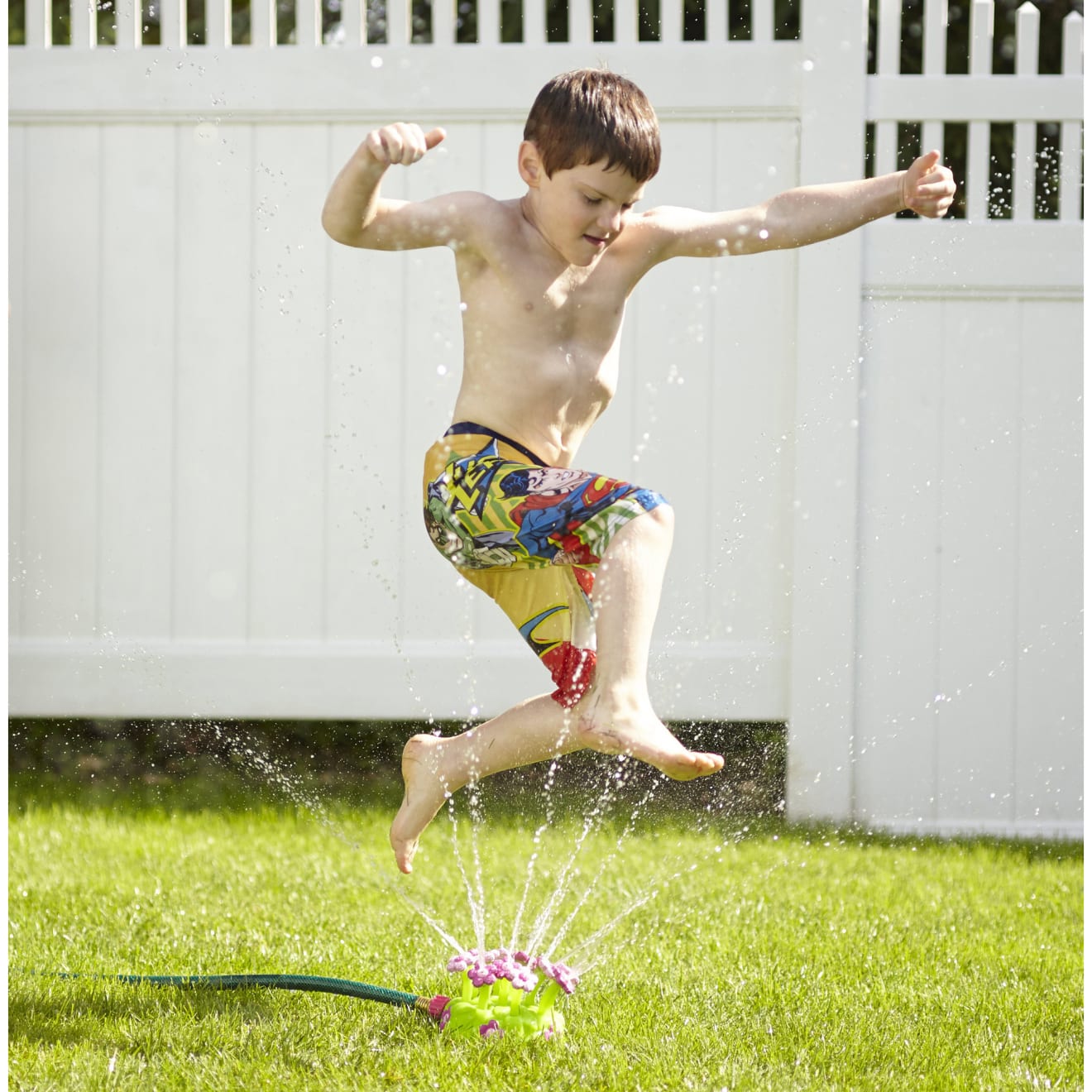 Melissa & Doug Pretty Petals Sprinkler - Image 7