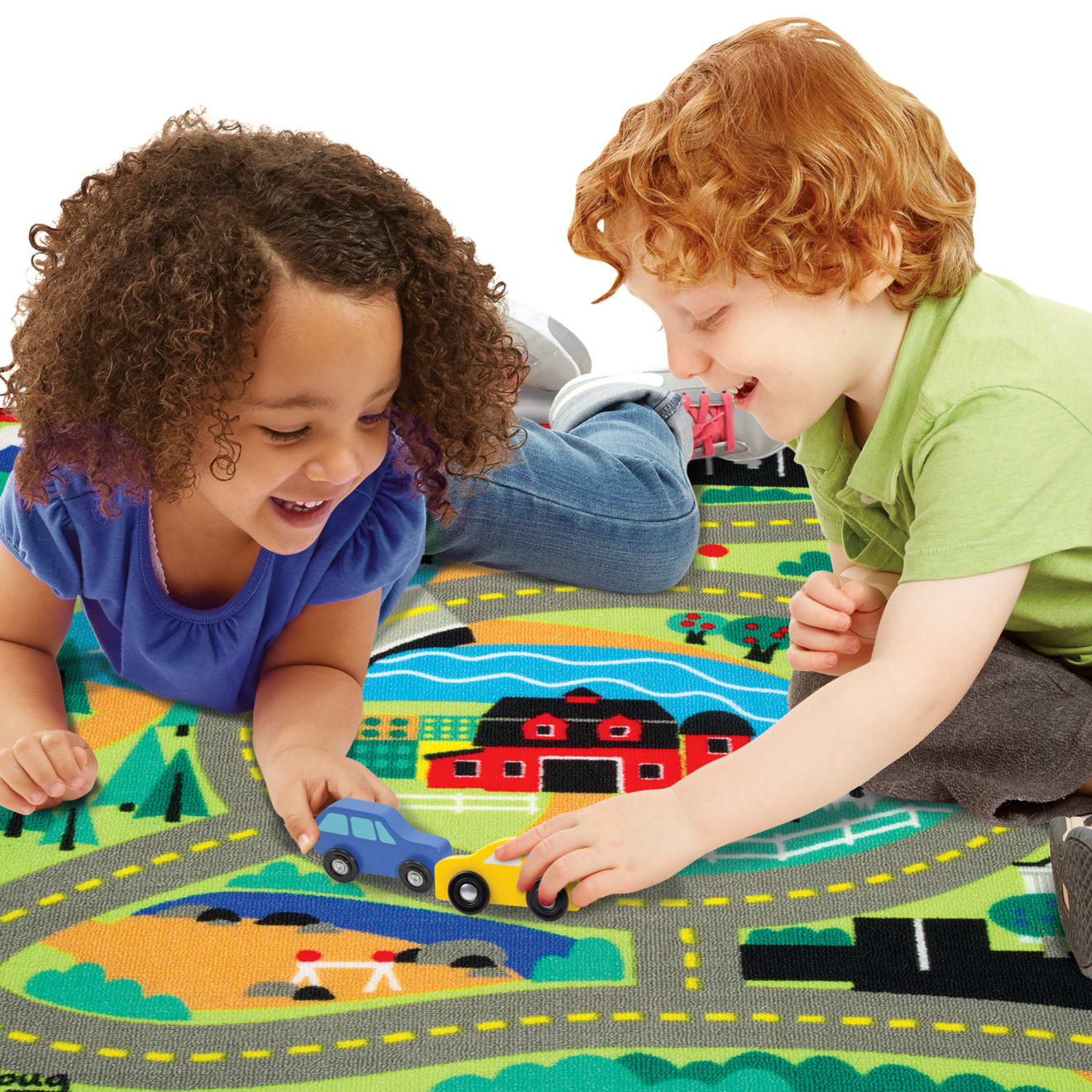 Melissa & Doug Round the Town Road Rug & Car Set - Image 5