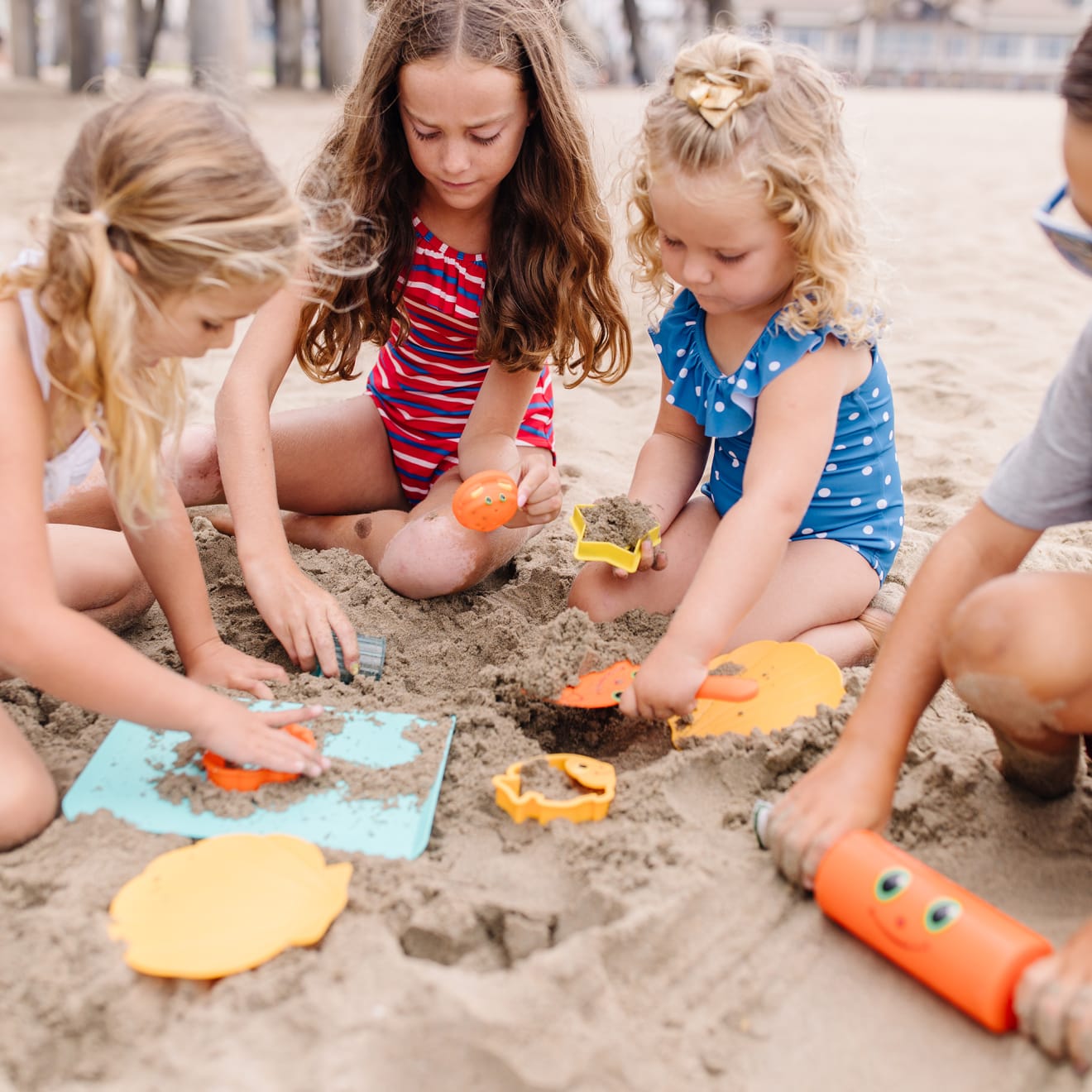 Melissa & Doug Seaside Sidekicks Sand Cookie Set - Image 9