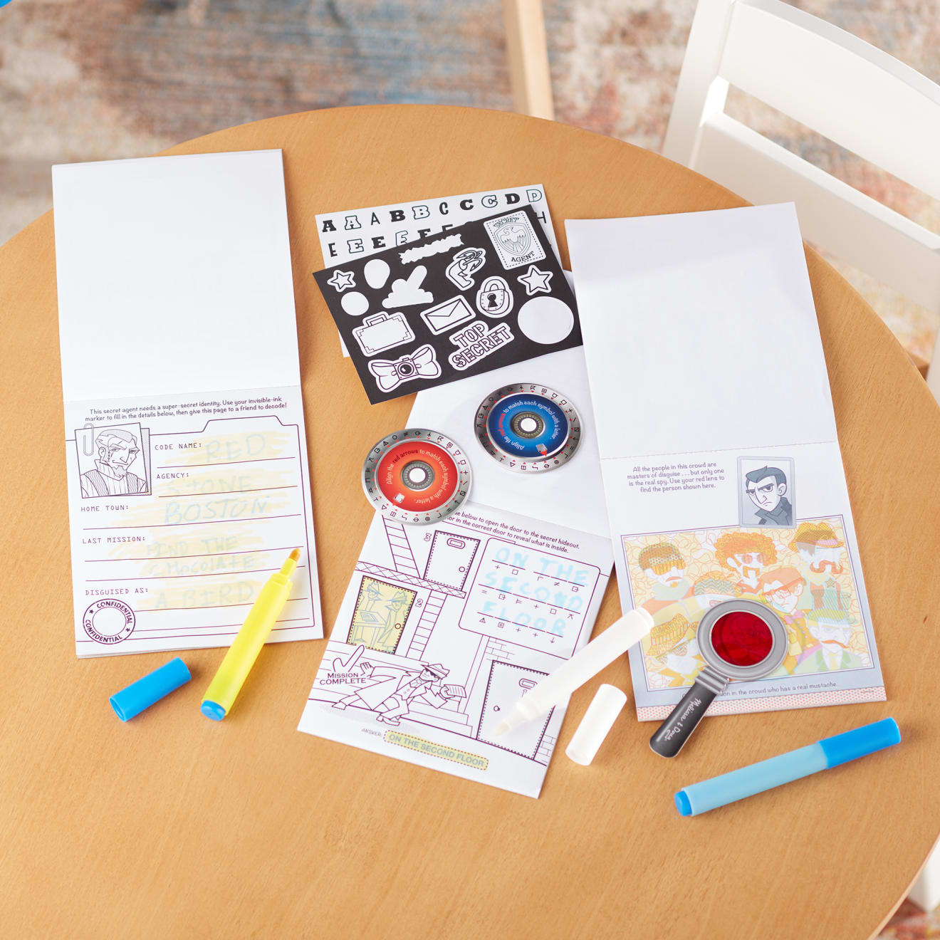 Melissa & Doug Secret Decoder Deluxe Activity Set - On the Go - Image 9