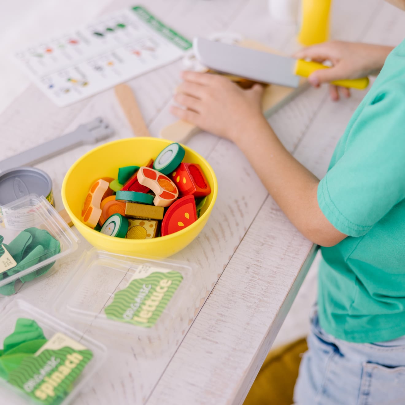 Melissa & Doug Slice & Toss Salad Set - Image 5