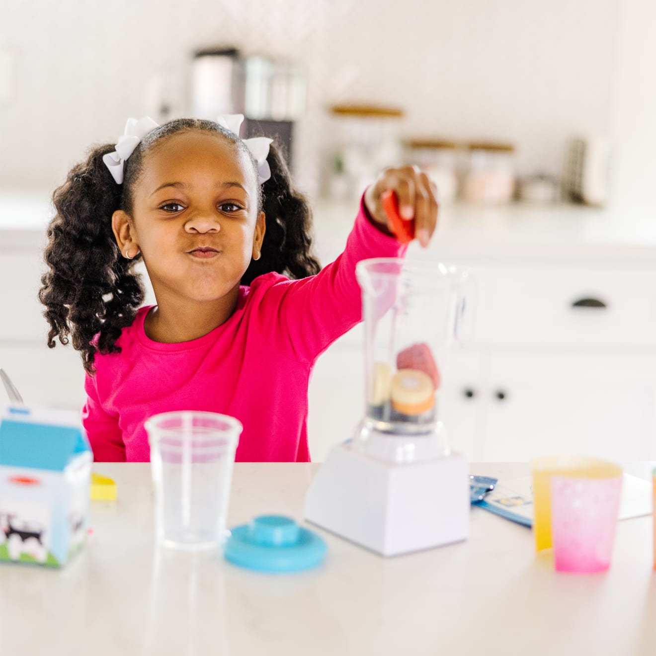 Melissa & Doug Smoothie Maker Blender Set - Image 8