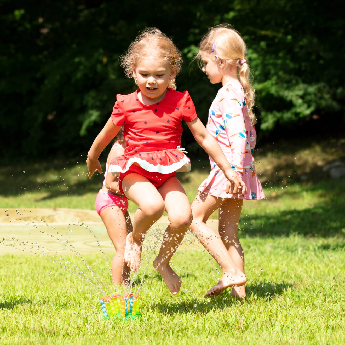 Melissa & Doug Splash Patrol Sprinkler - Image 6
