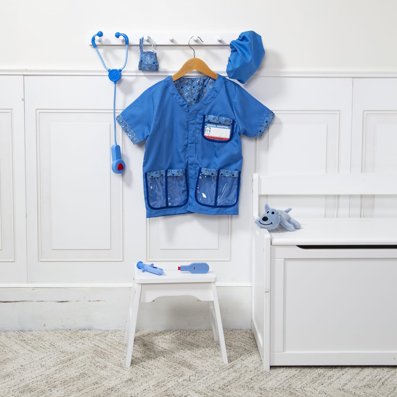 Melissa & Doug Veterinarian Role Play Costume Set - Image 8
