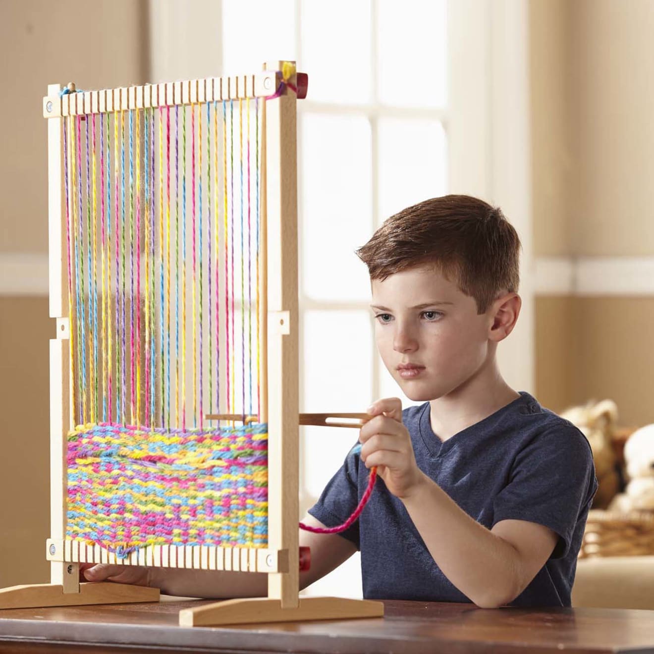 Melissa & Doug Multi-Craft Weaving Loom - Image 2
