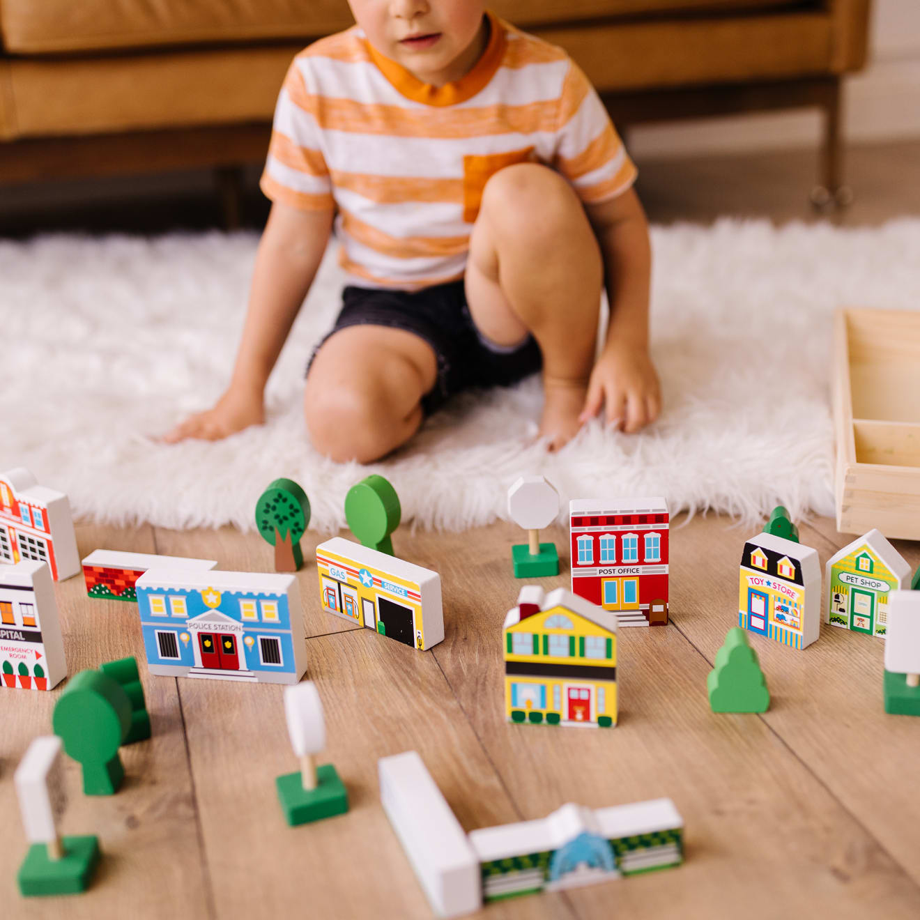 Melissa & Doug Wooden Town Play Set - Image 2