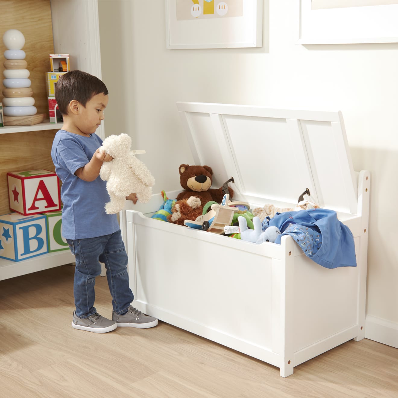 Melissa & Doug Wooden Toy Chest (White) - Image 6