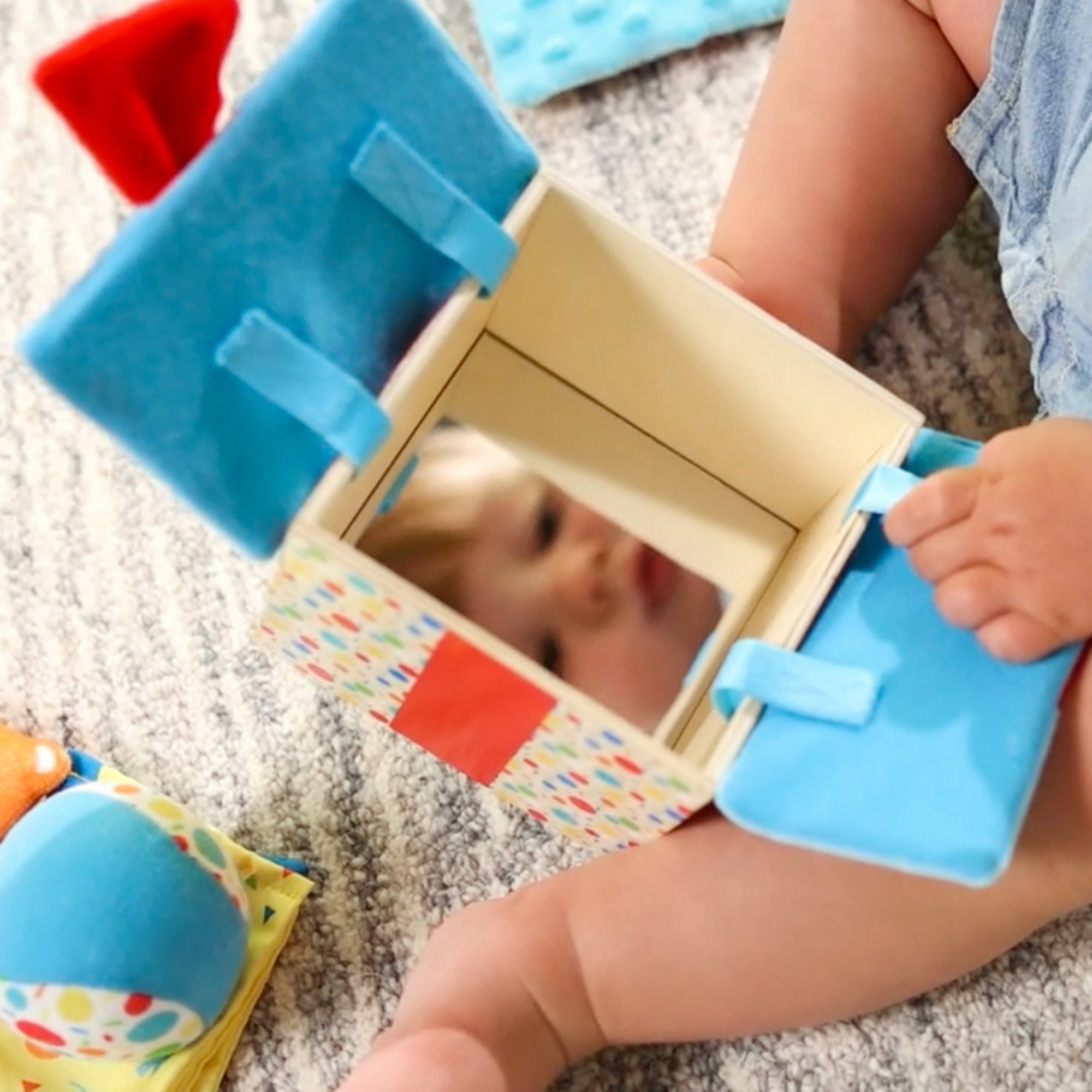 Melissa & Doug Wooden Surprise Gift Box - Image 6