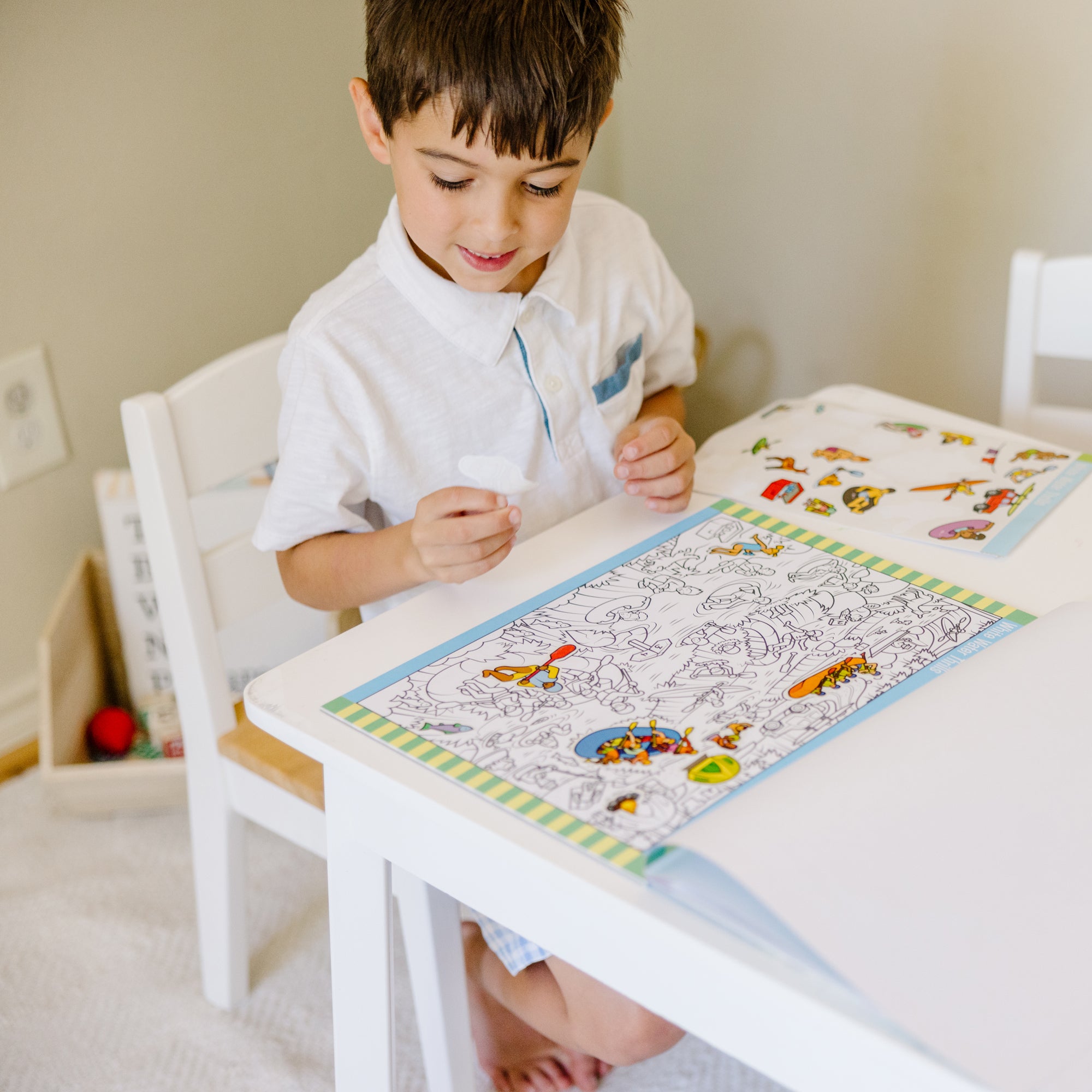 Melissa & Doug Seek & Find Sticker Pad ?C Adventure - Image 10