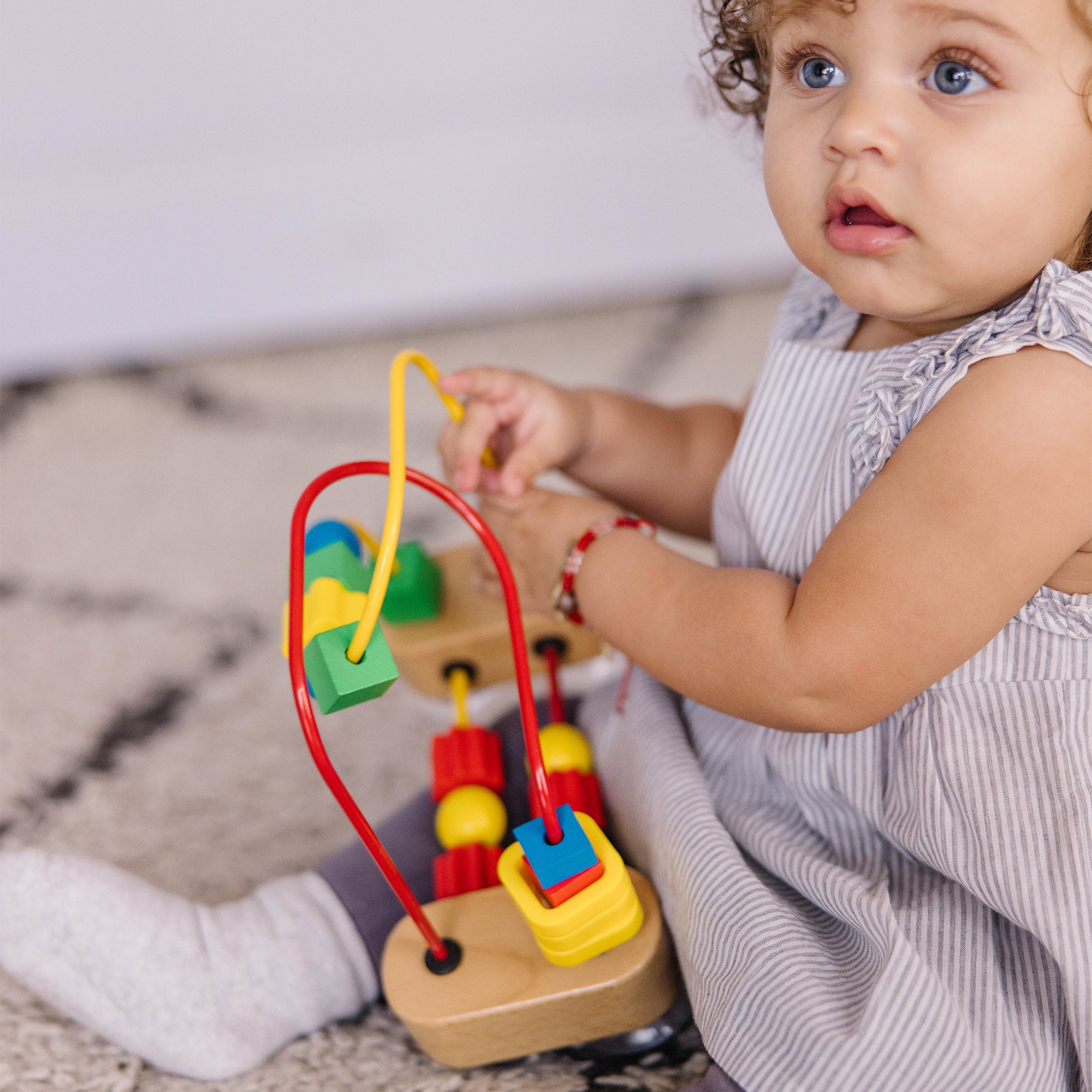 Melissa & Doug First Bead Maze - Image 9