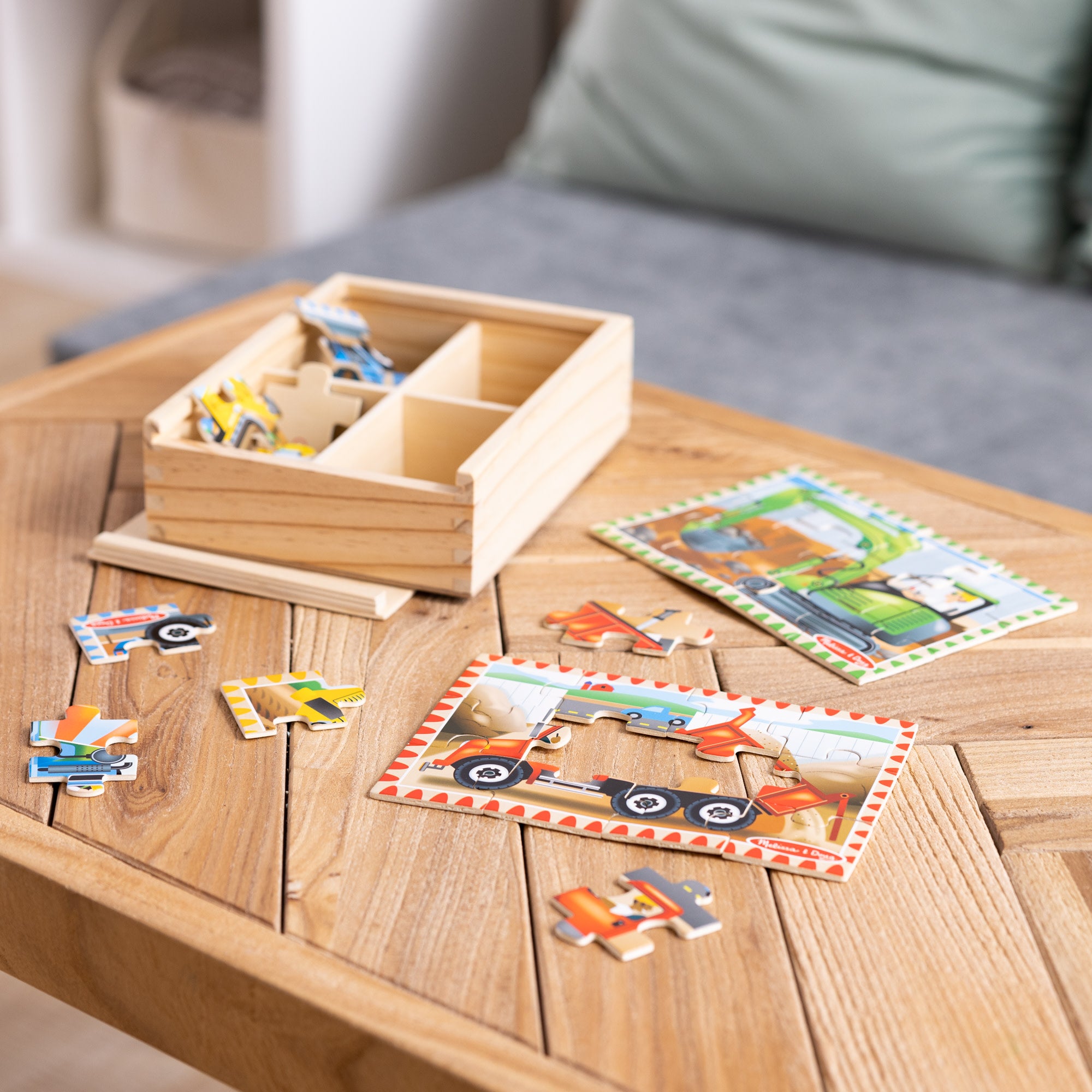 Melissa & Doug Wooden Jigsaw Puzzles in a Box - Construction - Image 9