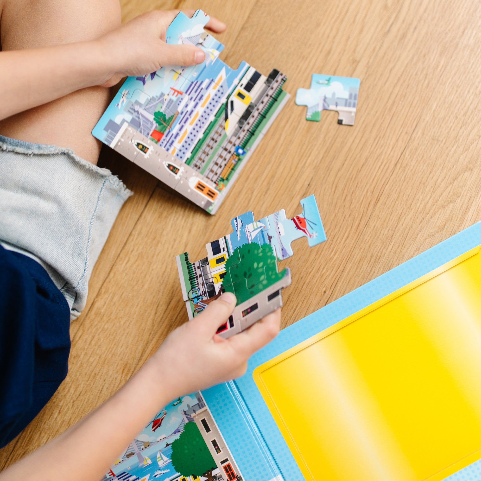 Melissa & Doug Take-Along Magnetic Jigsaw Puzzles ?C Vehicles - Image 2