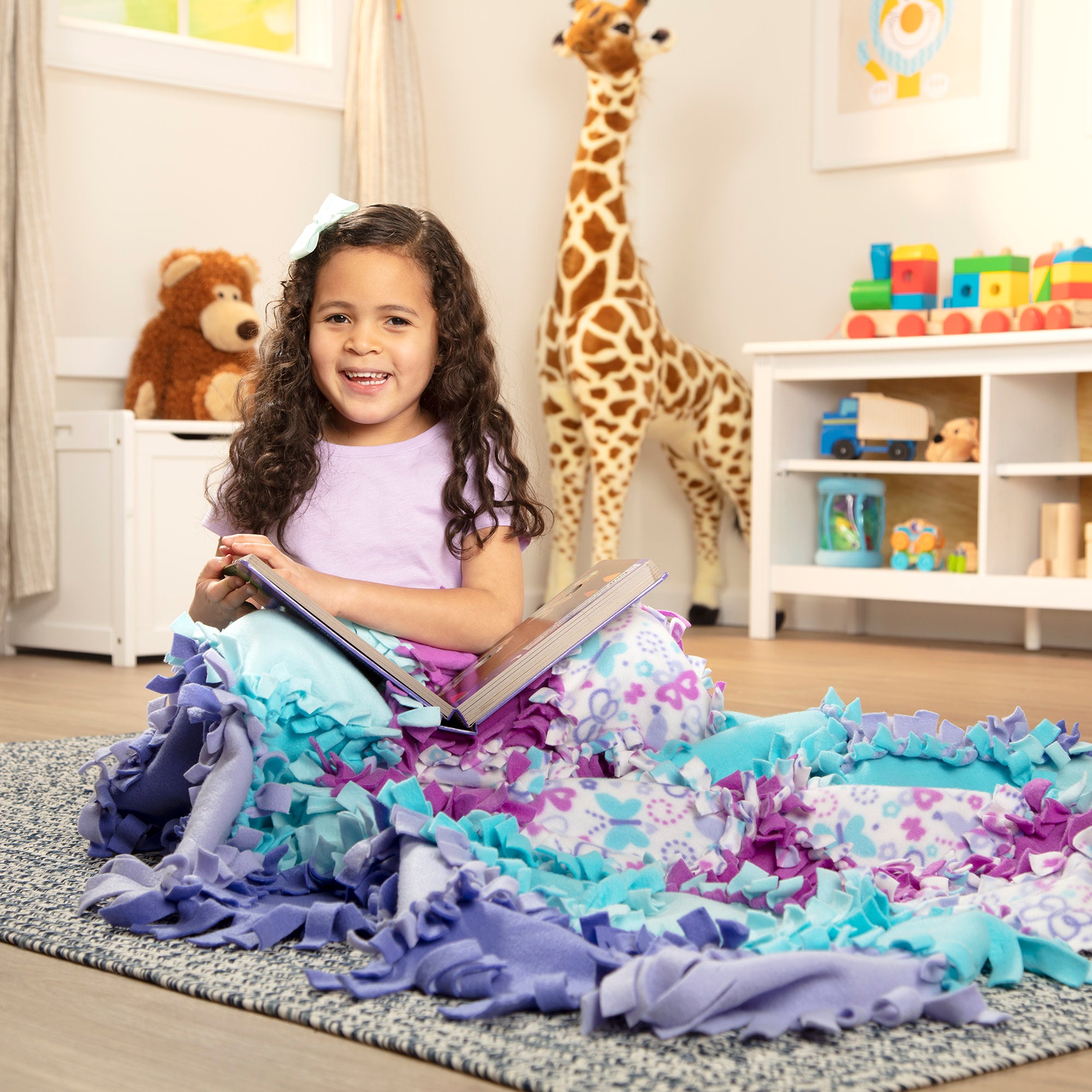 Melissa & Doug Created by Me! Butterfly Fleece Quilt - Image 5