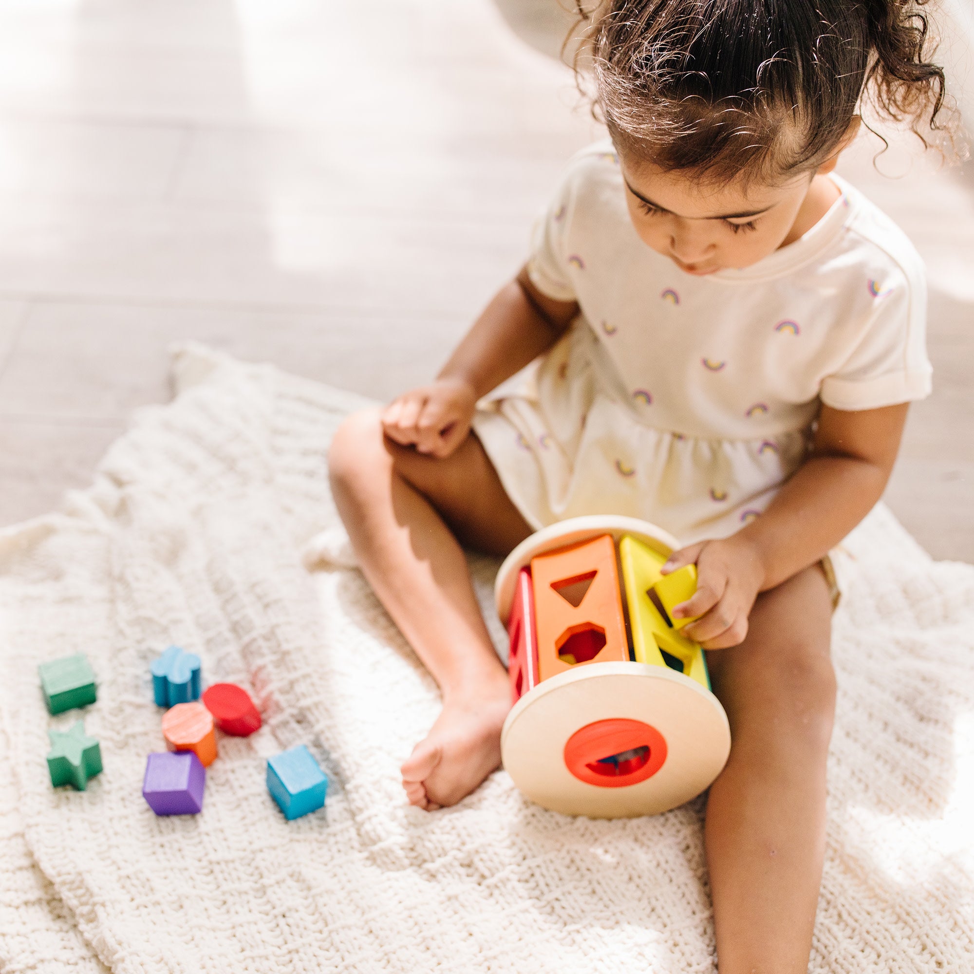 Melissa & Doug Match and Roll Shape Sorter - Image 7