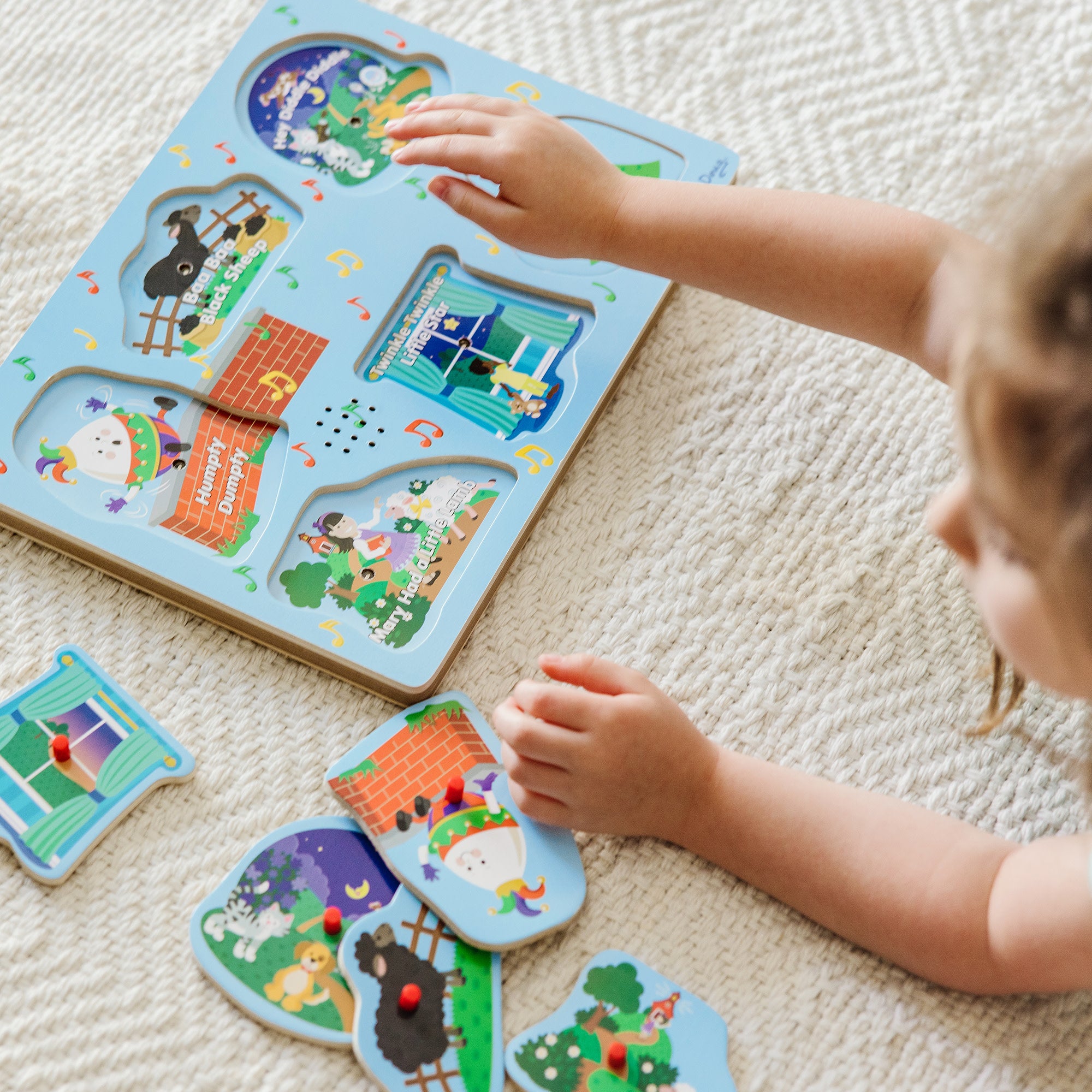 Melissa & Doug Nursery Rhymes 2 Sound Puzzle - 6 PIeces - Image 6