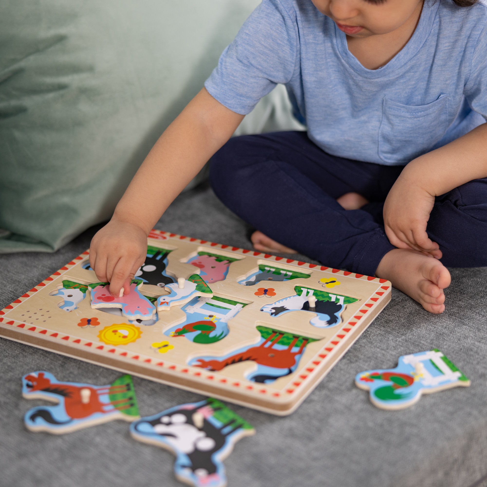 Melissa & Doug Farm Animals Sound Puzzle - 8 Pieces - Image 6