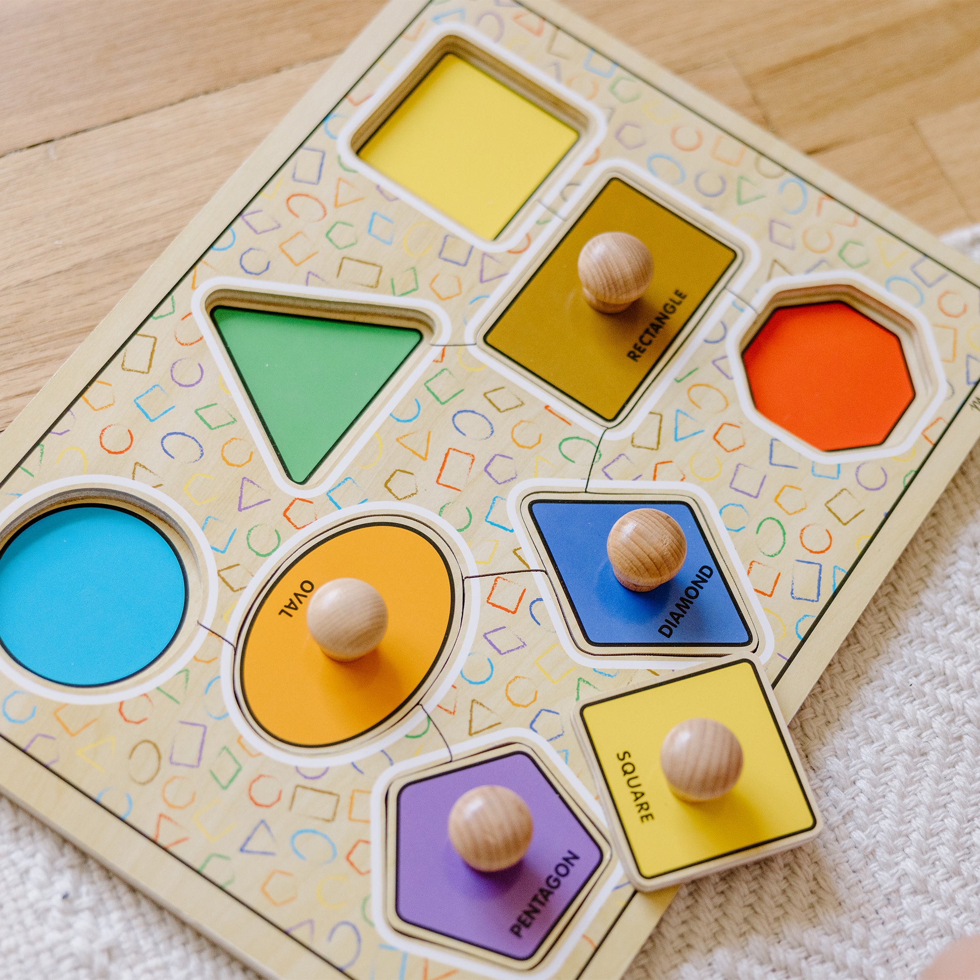 Melissa & Doug Geometric Shapes Deluxe Jumbo Peg Puzzle - 8 Pieces - Image 9