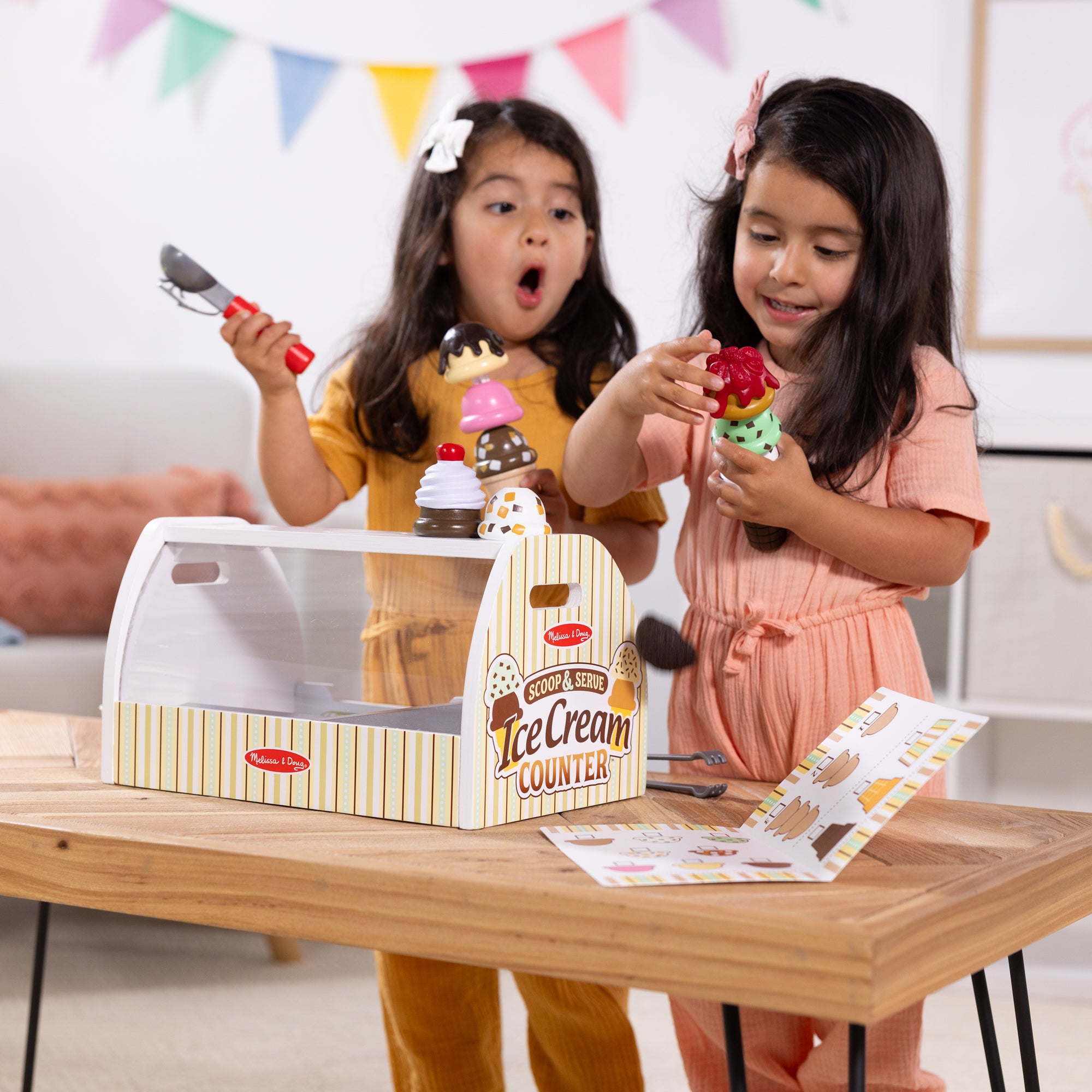 Melissa & Doug Scoop & Serve Ice Cream Counter - Image 2