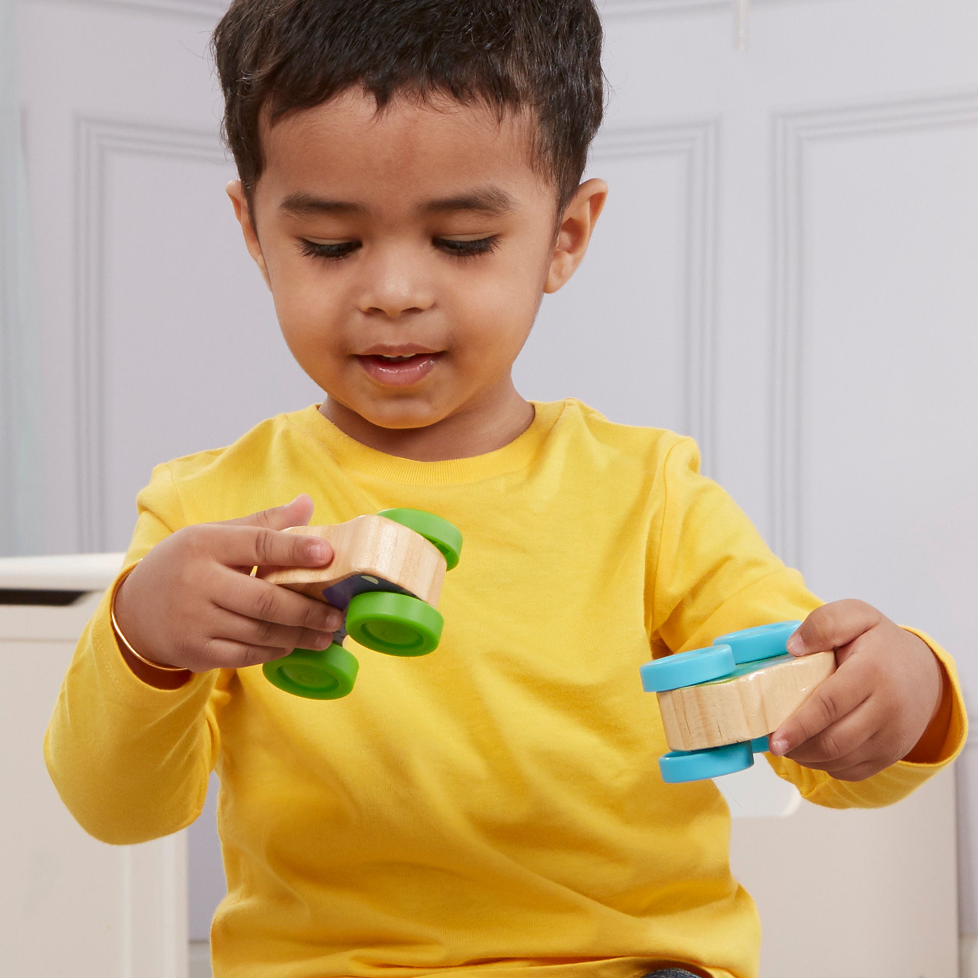 Melissa & Doug Wooden Animal Stacking Cars - Image 7