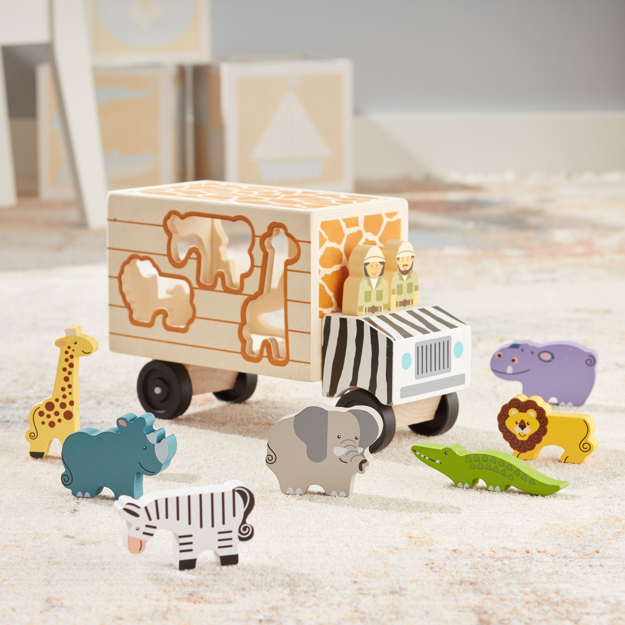 Melissa & Doug Animal Rescue Wooden Play Set - Image 9