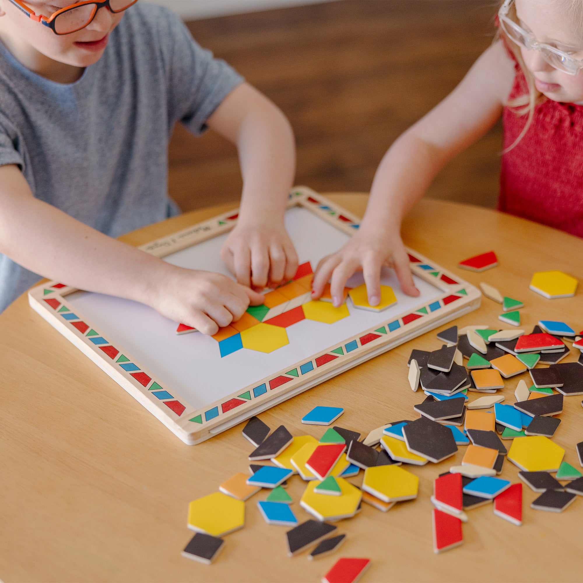 Melissa & Doug Wooden Magnetic Pattern Block Kit - Image 2