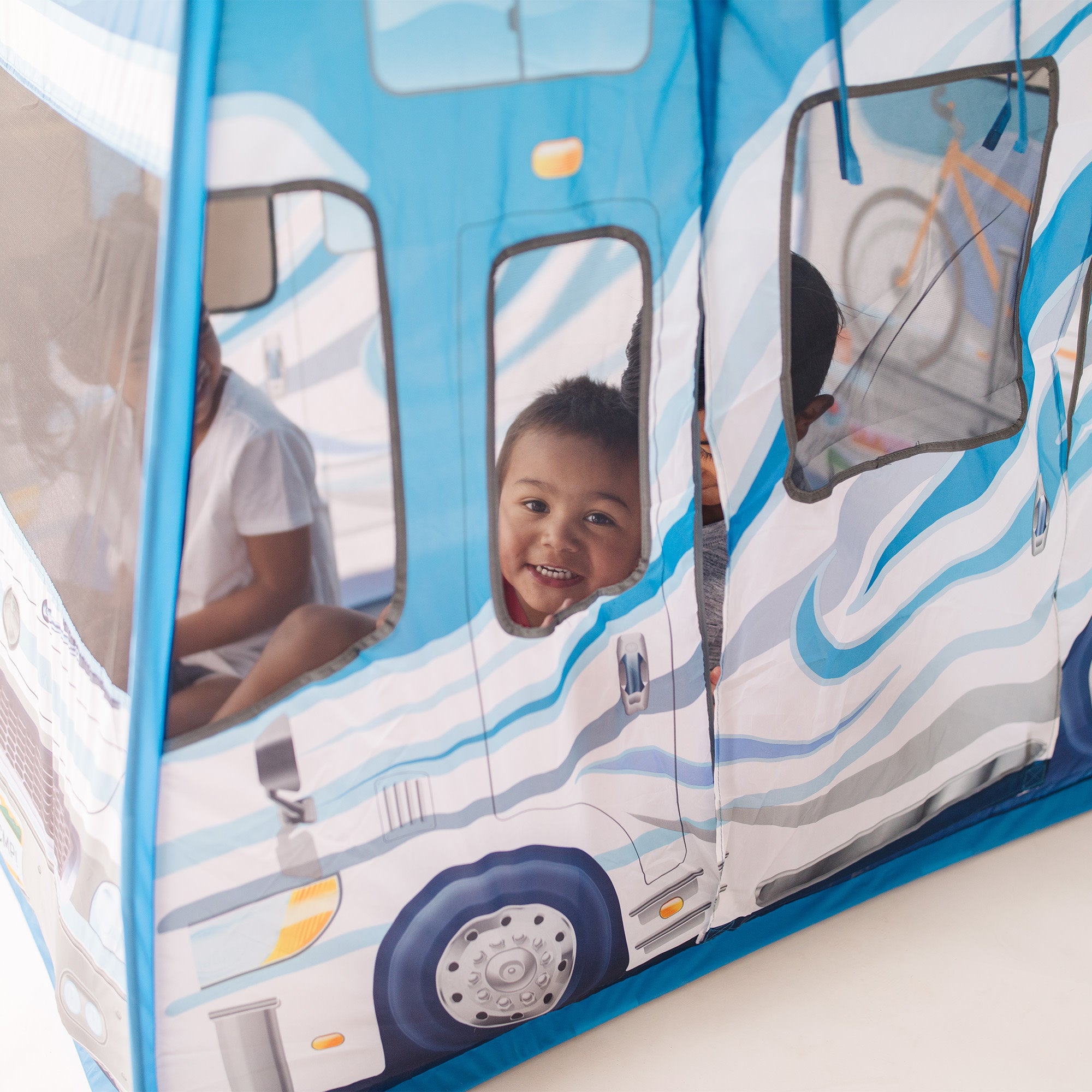 Melissa & Doug Let??s Explore Camper Tent Play Set - Image 6