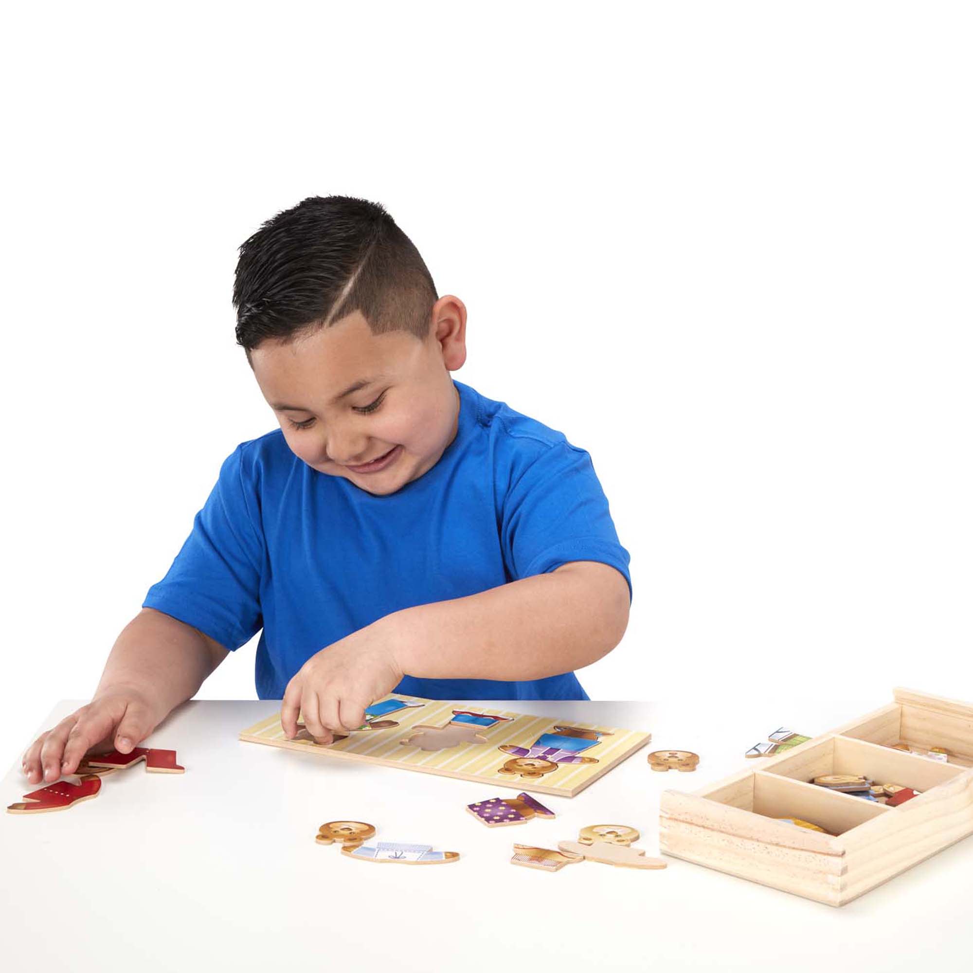 Melissa & Doug Bear Family Dress-Up Puzzle - 45 Pieces - Image 8