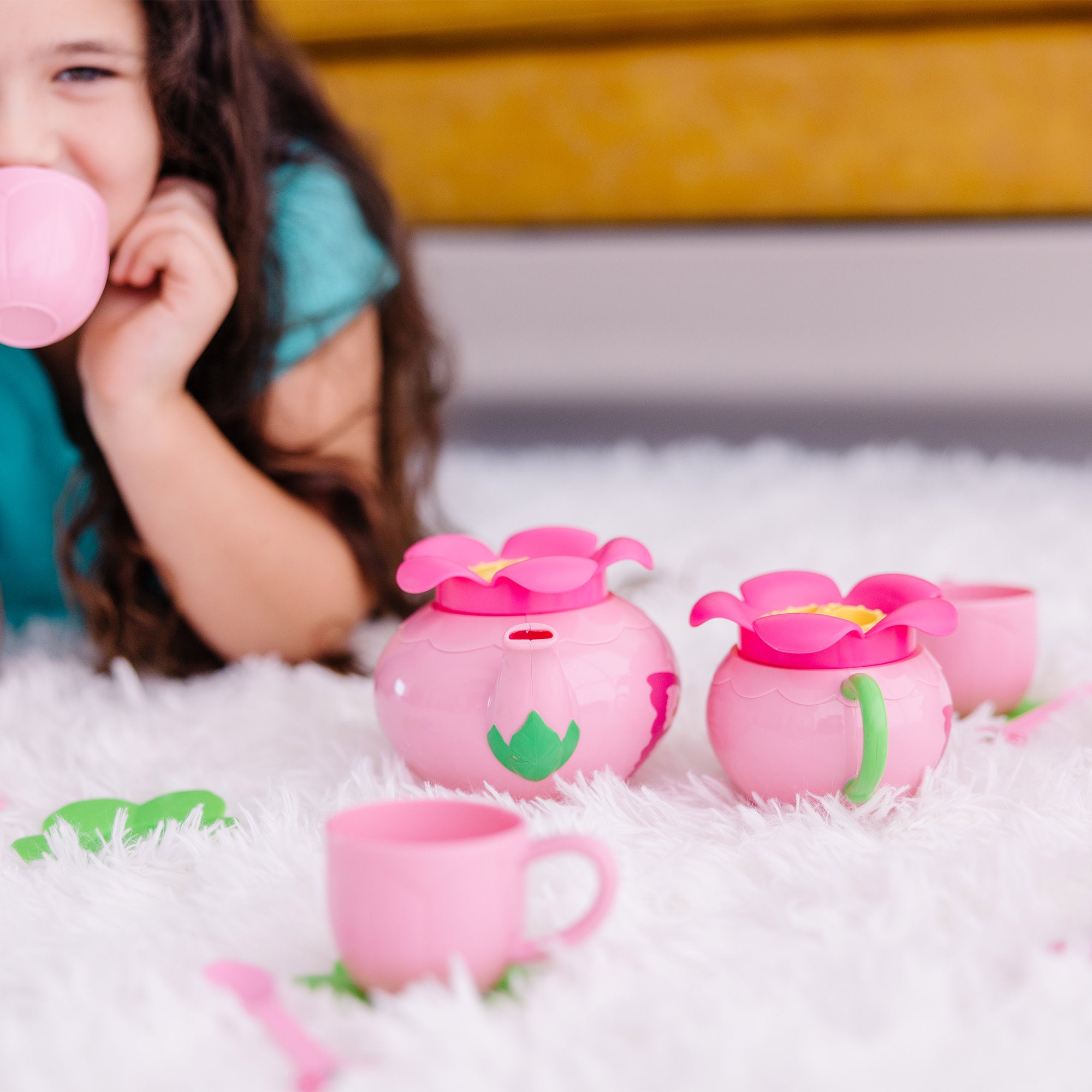 Melissa & Doug Butterfly Tea Set - Image 7