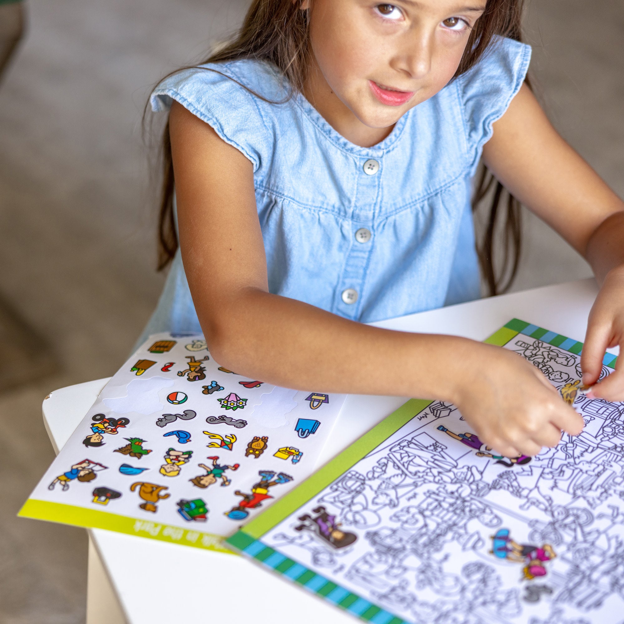 Melissa & Doug Seek & Find Sticker Pad ?C Around Town - Image 2