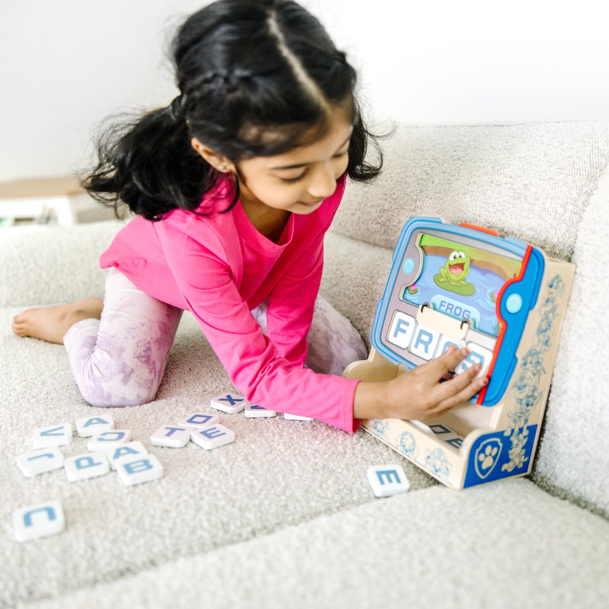 Melissa & Doug PAW Patrol See & Spell Pup Pad - Image 2