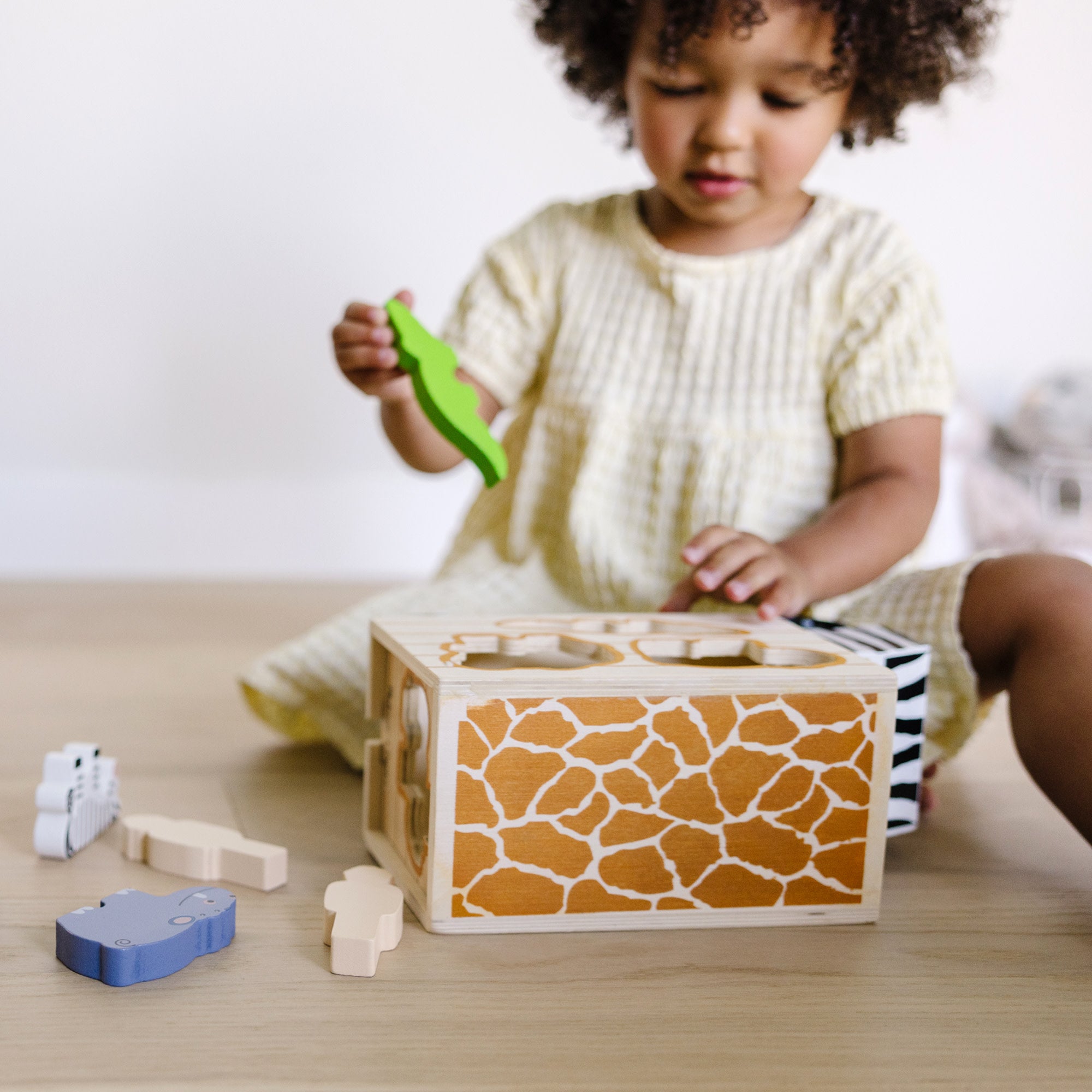 Melissa & Doug Animal Rescue Wooden Play Set - Image 7