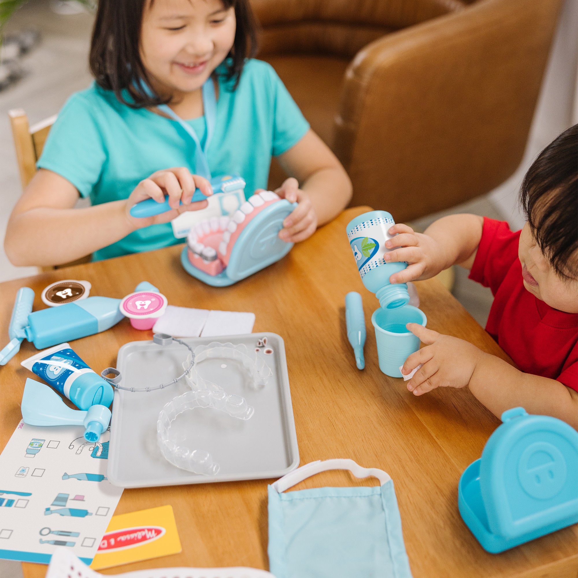 Melissa & Doug Super Smile Dentist Play Set - Image 2