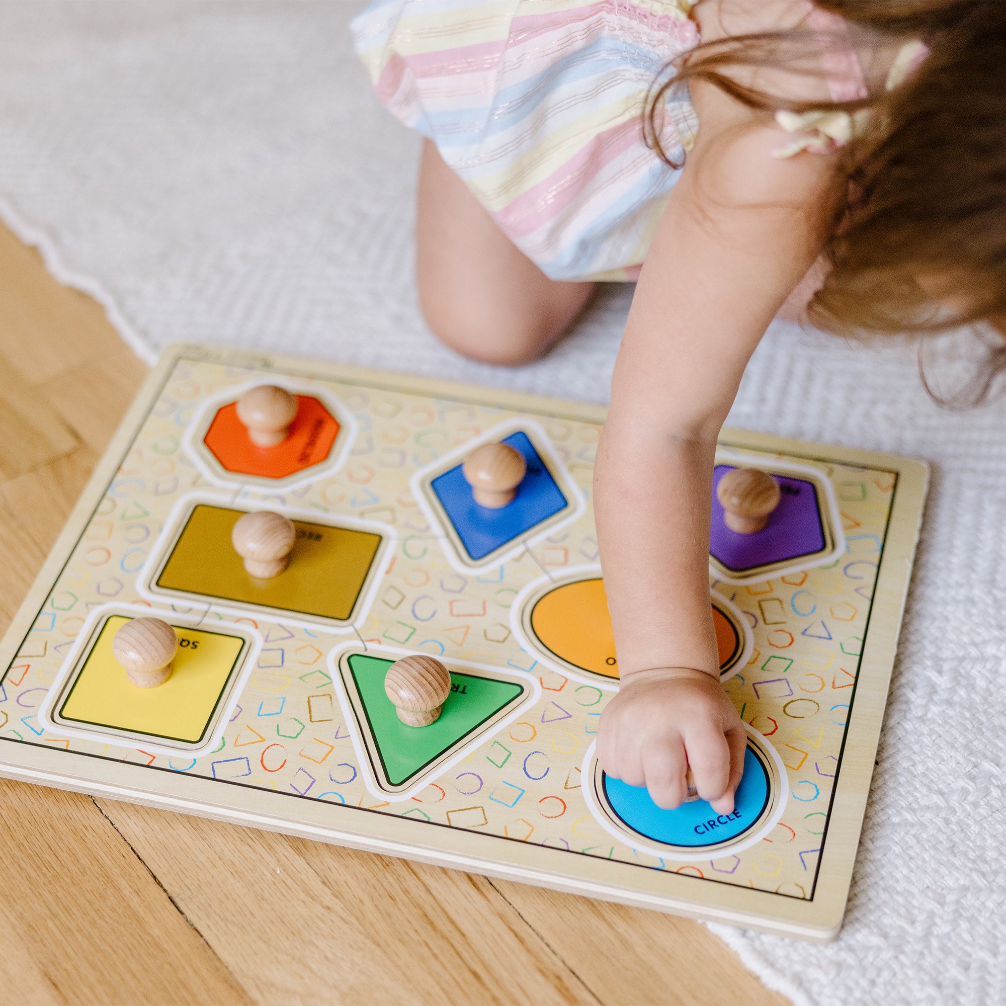 Melissa & Doug Geometric Shapes Deluxe Jumbo Peg Puzzle - 8 Pieces - Image 6