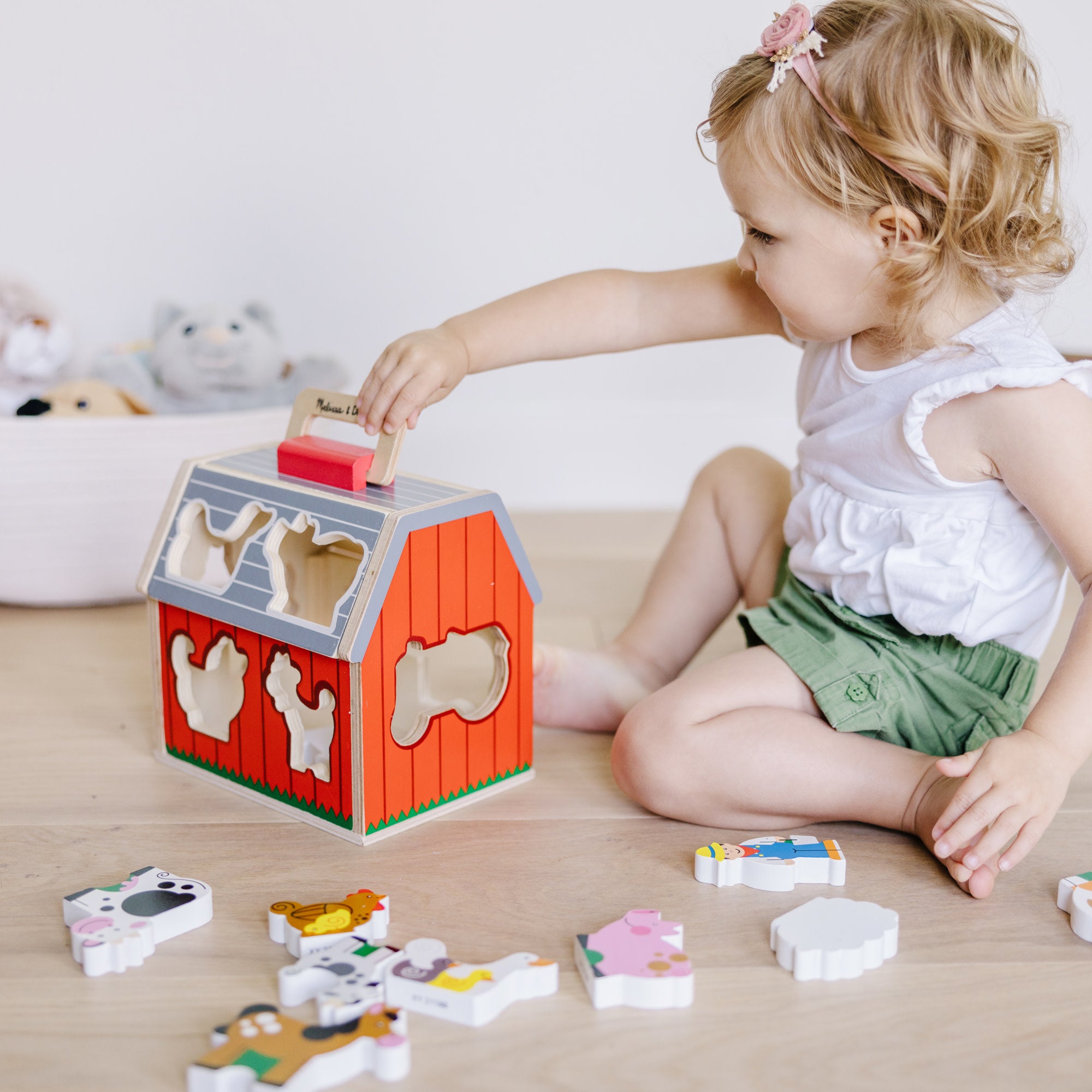 Melissa & Doug Take-Along Sorting Barn (Copy) - Image 2